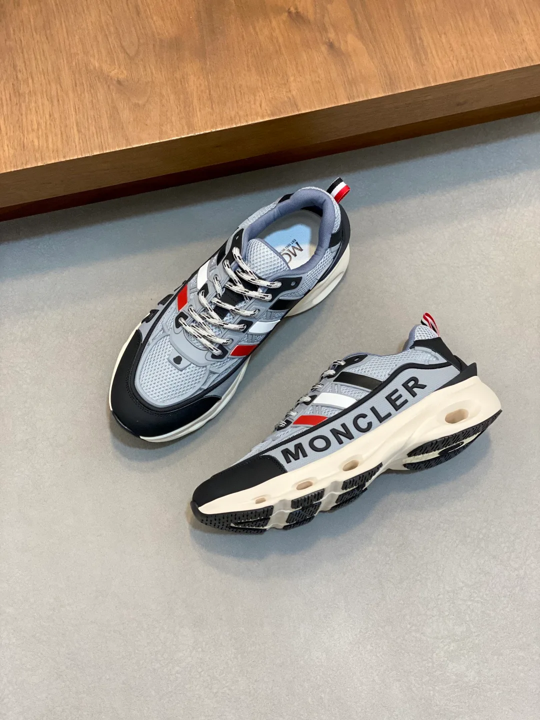 Men's Sneakers MONCLER 18079003