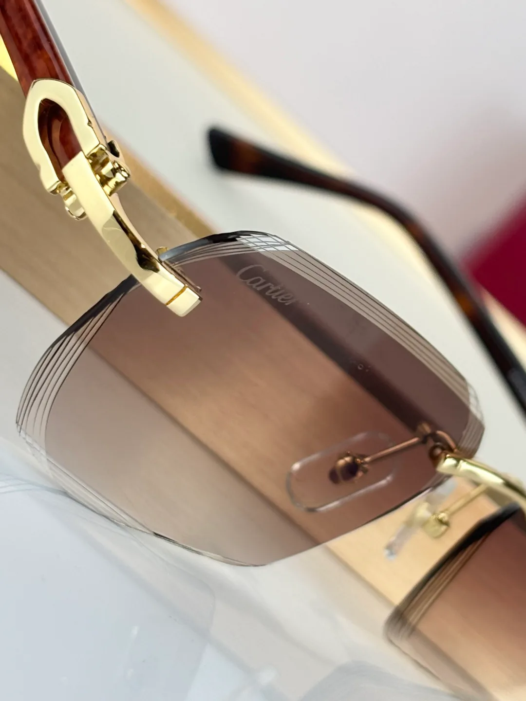 Glasses CARTIER 18118015