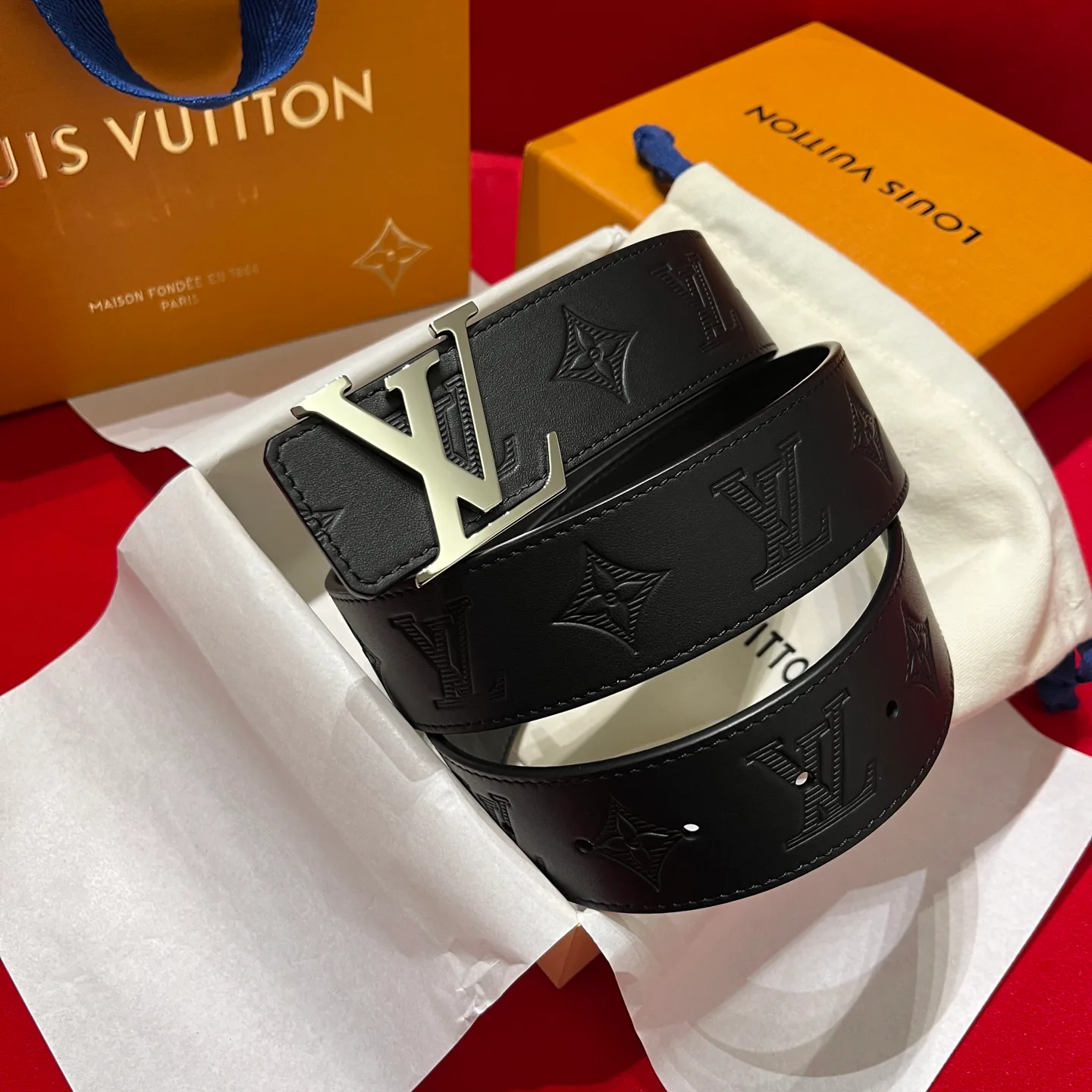 Belts LOUIS VUITTON 17645350