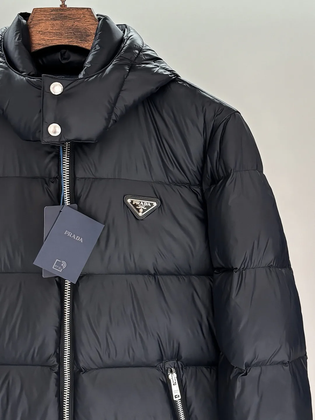 Куртки И Пуховики Мужские Prada 18596626