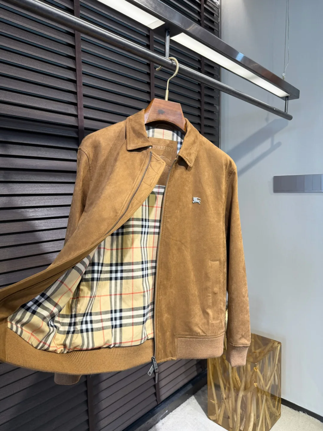 Women's Leather Jackets And Sheepskin Coats BURBERRY 17944026