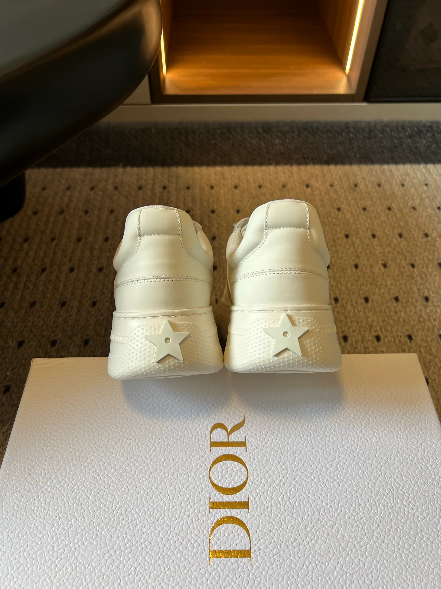 Women's Sneakers CHRISTIAN DIOR 18139661
