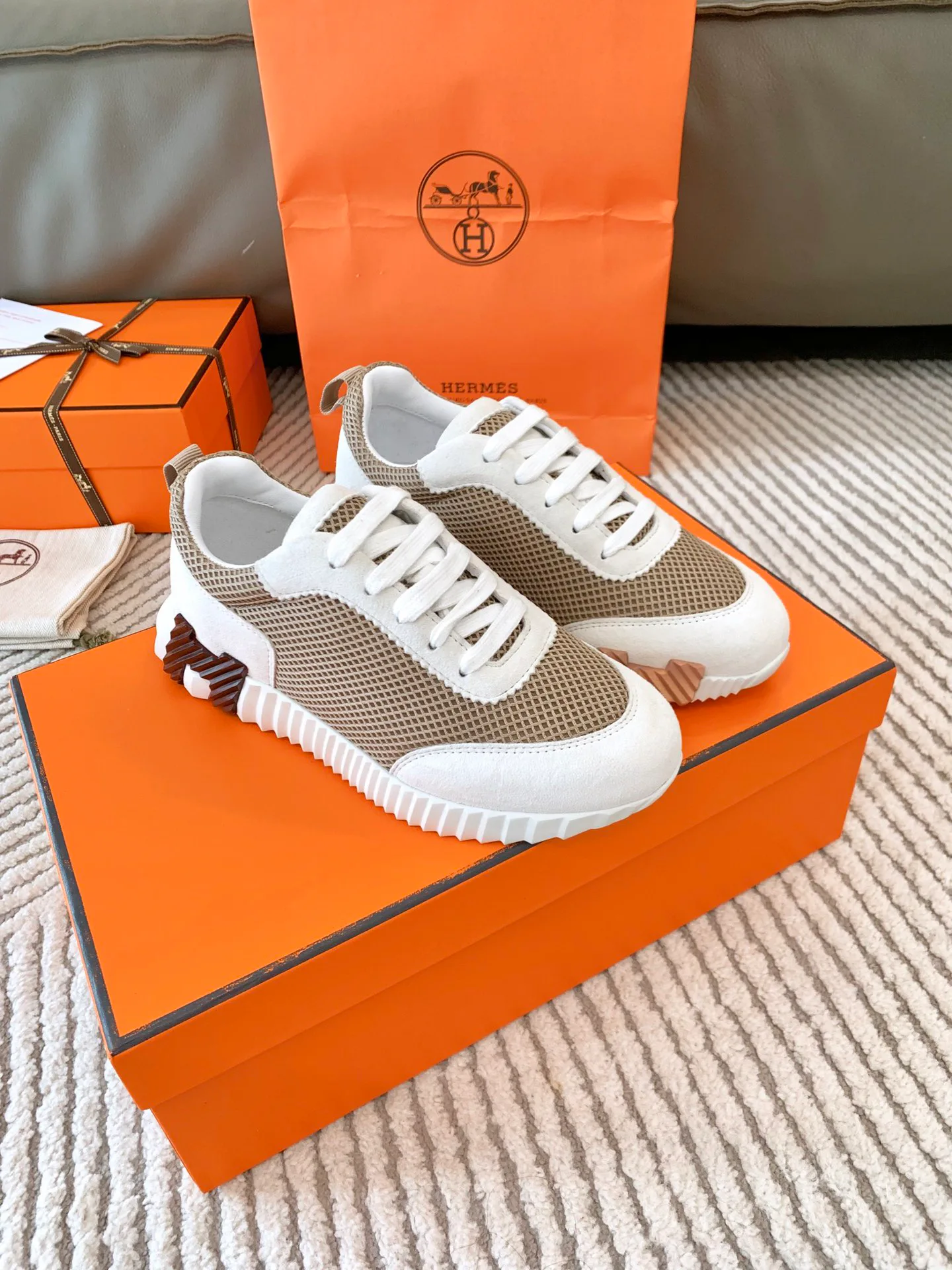 Women's Sneakers HERMES 18485823