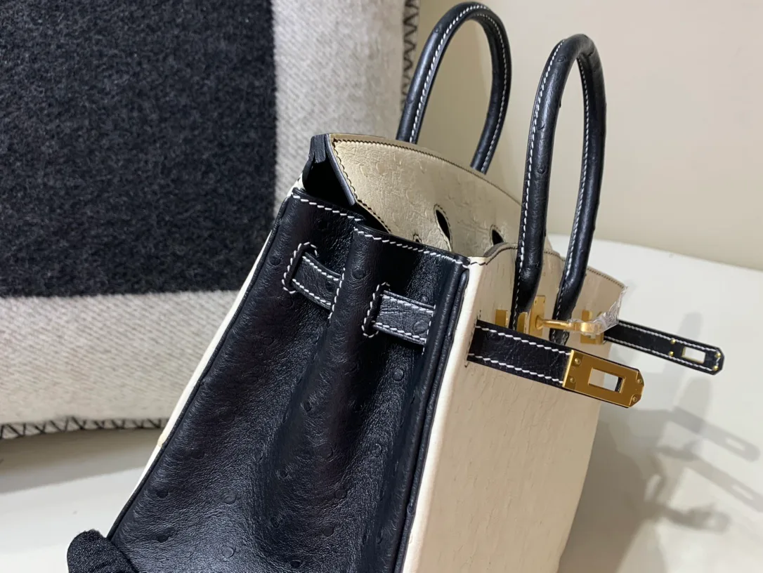 Women's Classic Handbags HERMES 18126532