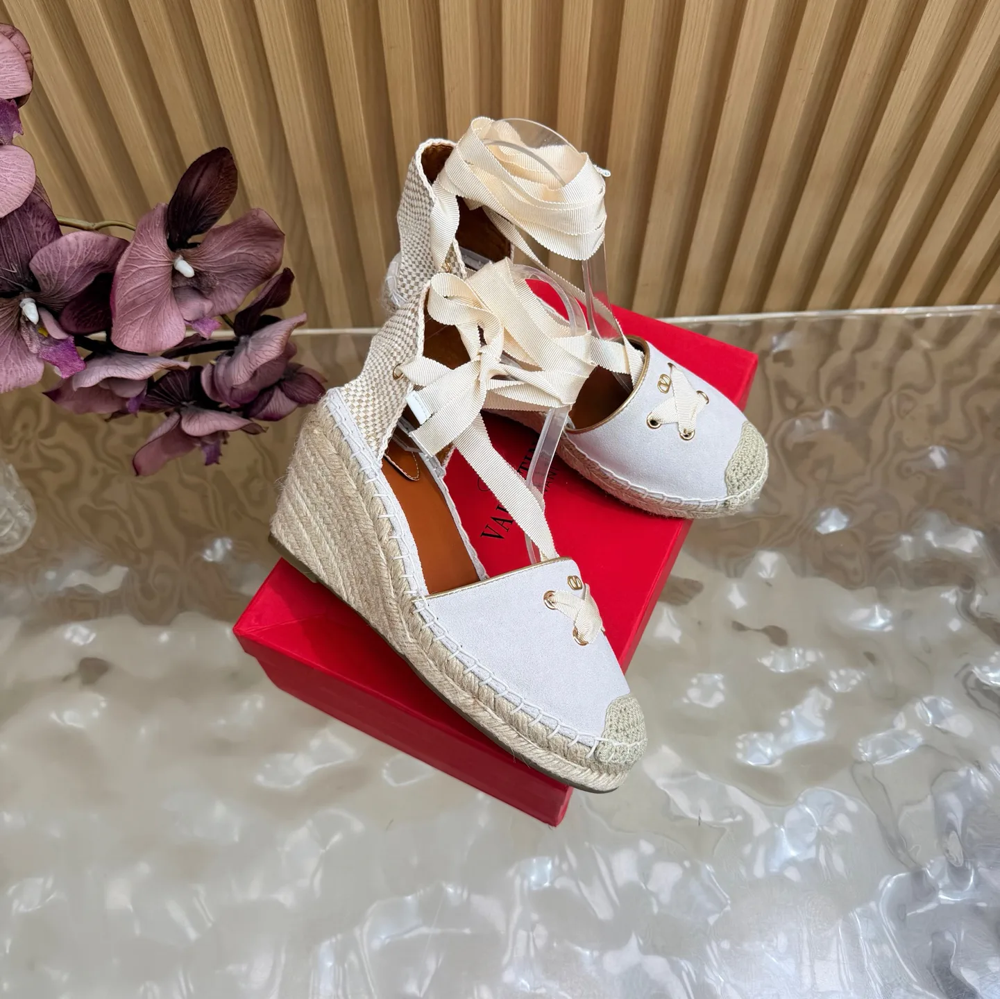 Women's Open-Toe Sandals VALENTINO 17728246