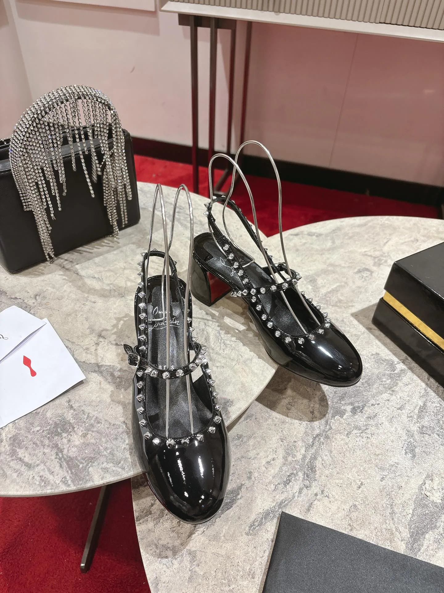 Women's Heels CHRISTIAN LOUBOUTIN 16831028