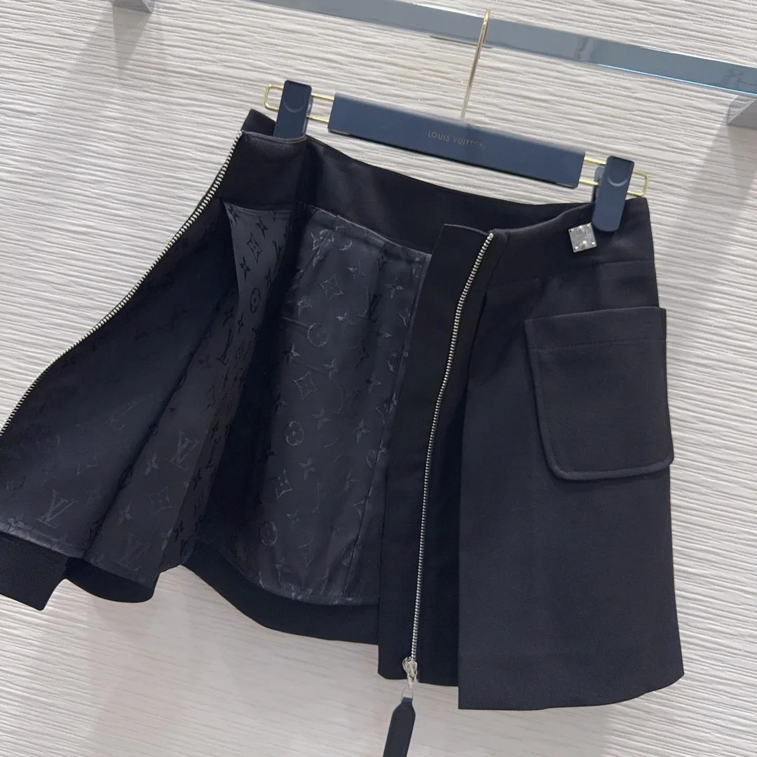 Women's Skirts LOUIS VUITTON 18388654