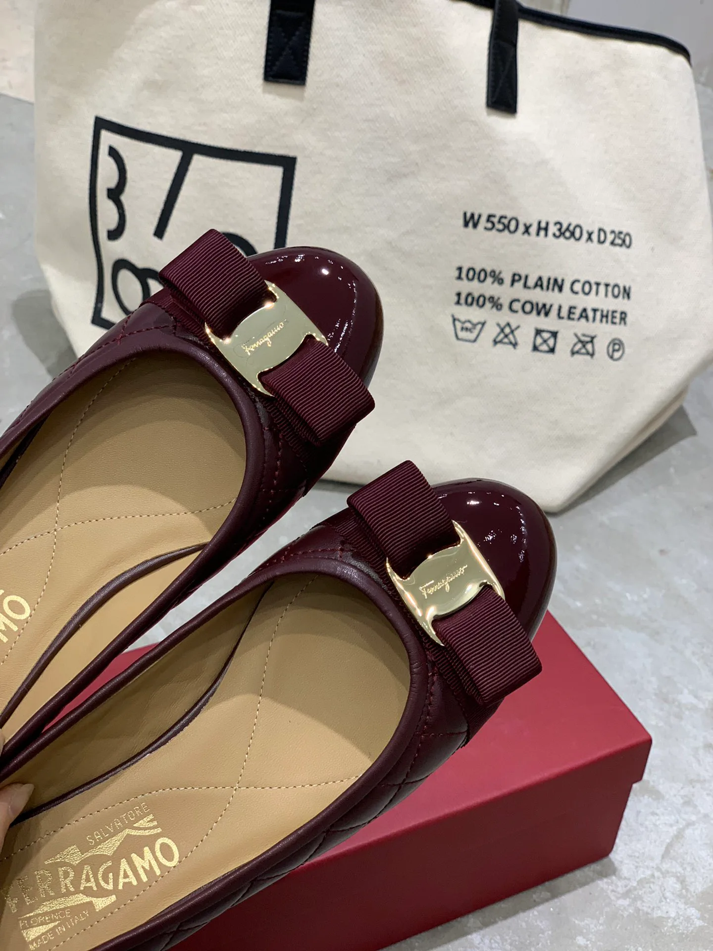 Women's Ballet Flats SALVATORE FERRAGAMO 17642576