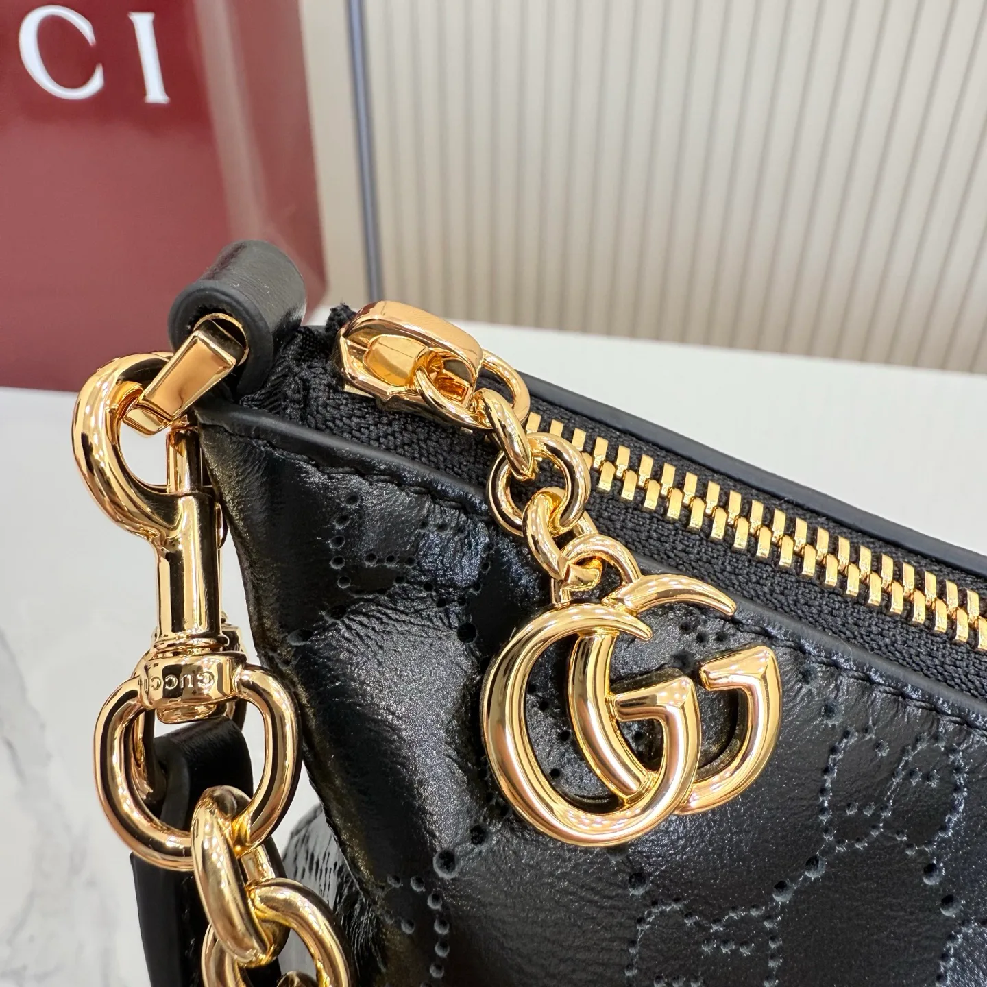 Women's Classic Handbags GUCCI 17872504