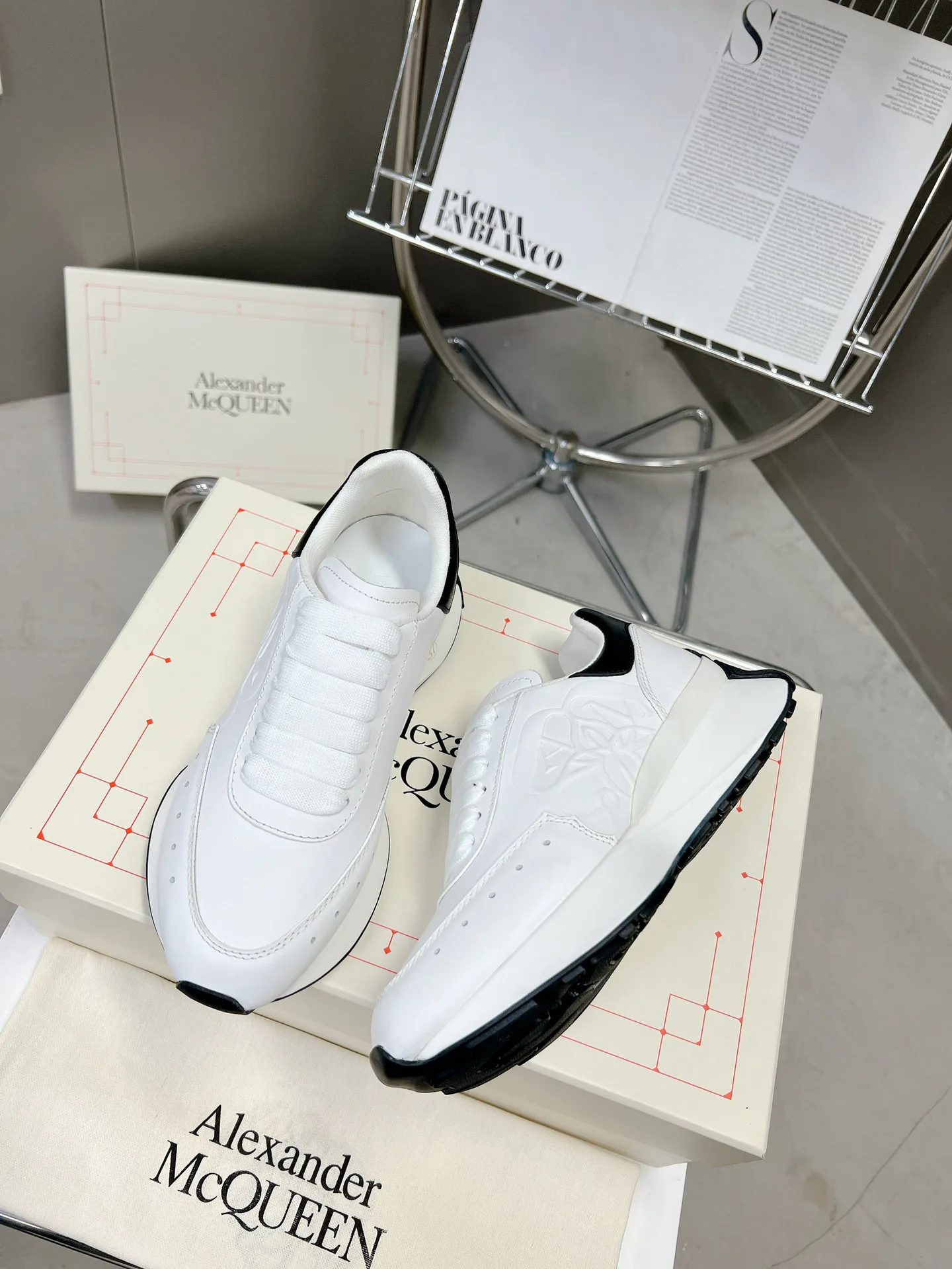 Men's Sneakers ALEXANDER MCQUEEN 18011217