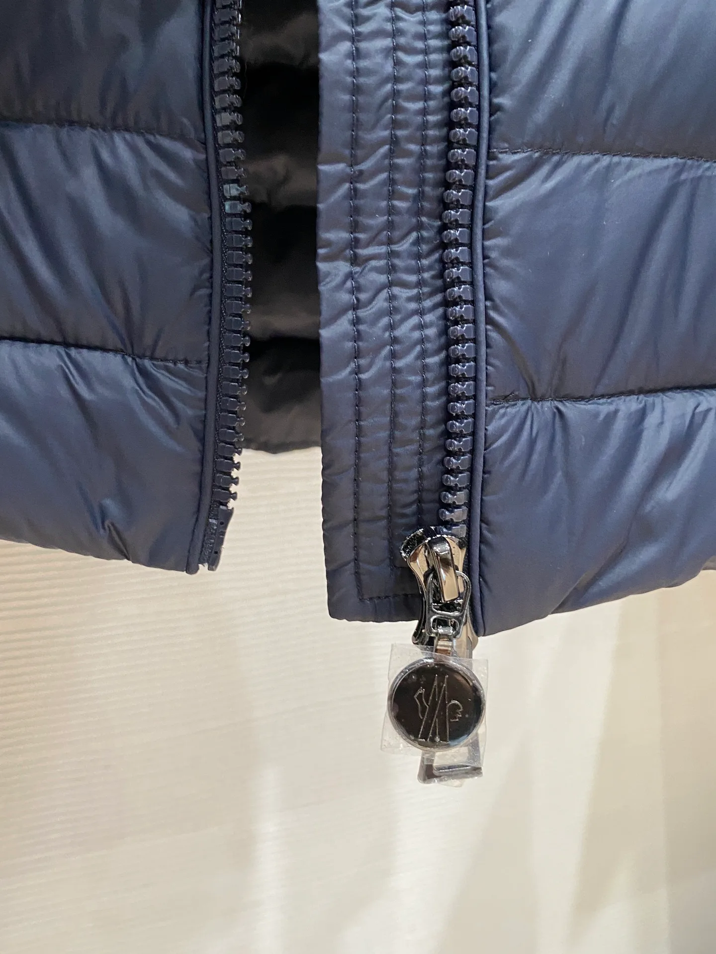 Women's Jackets And Down Jackets MONCLER 17632182