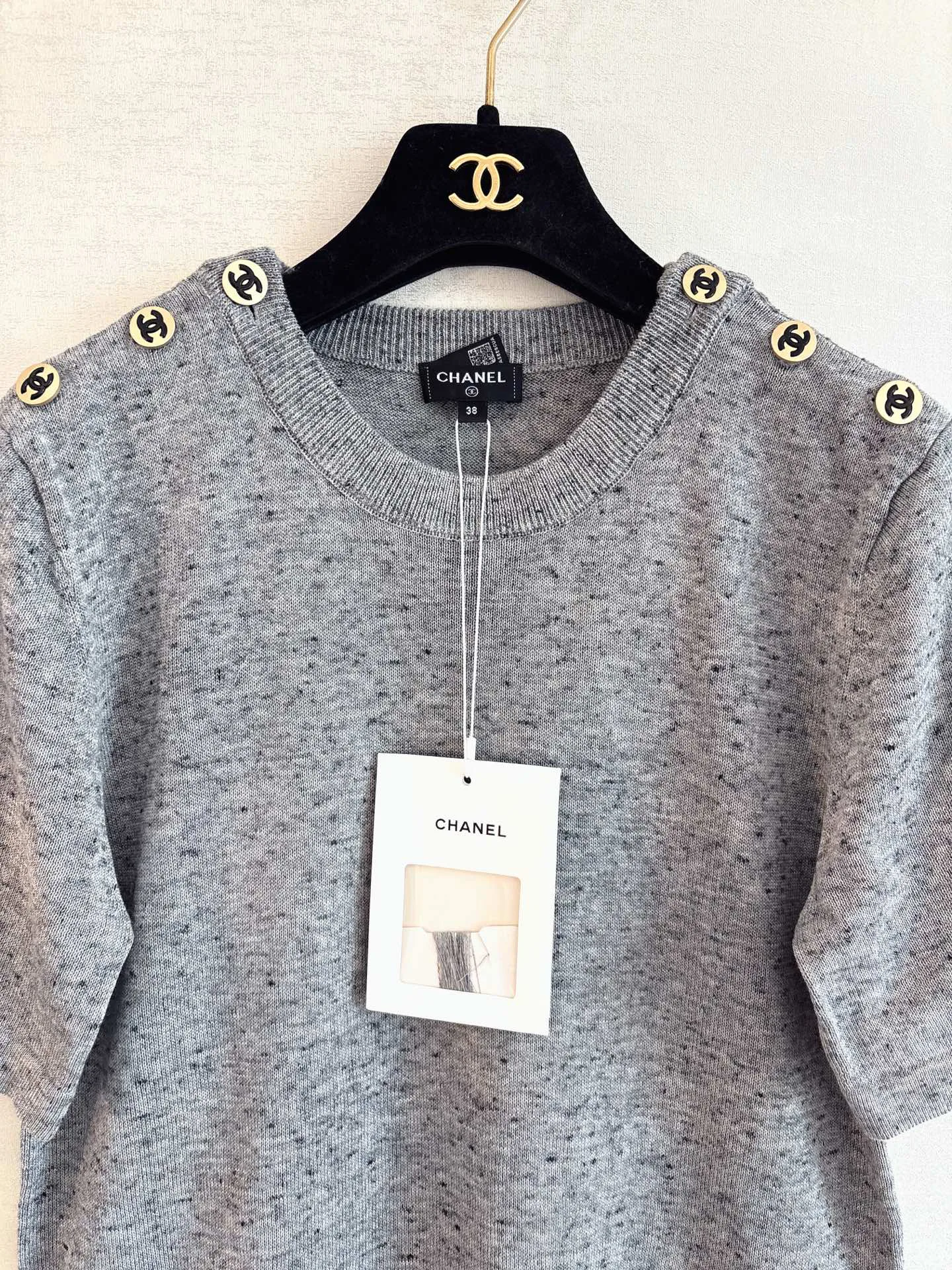 Women's Jumpers And Sweaters CHANEL 17973517