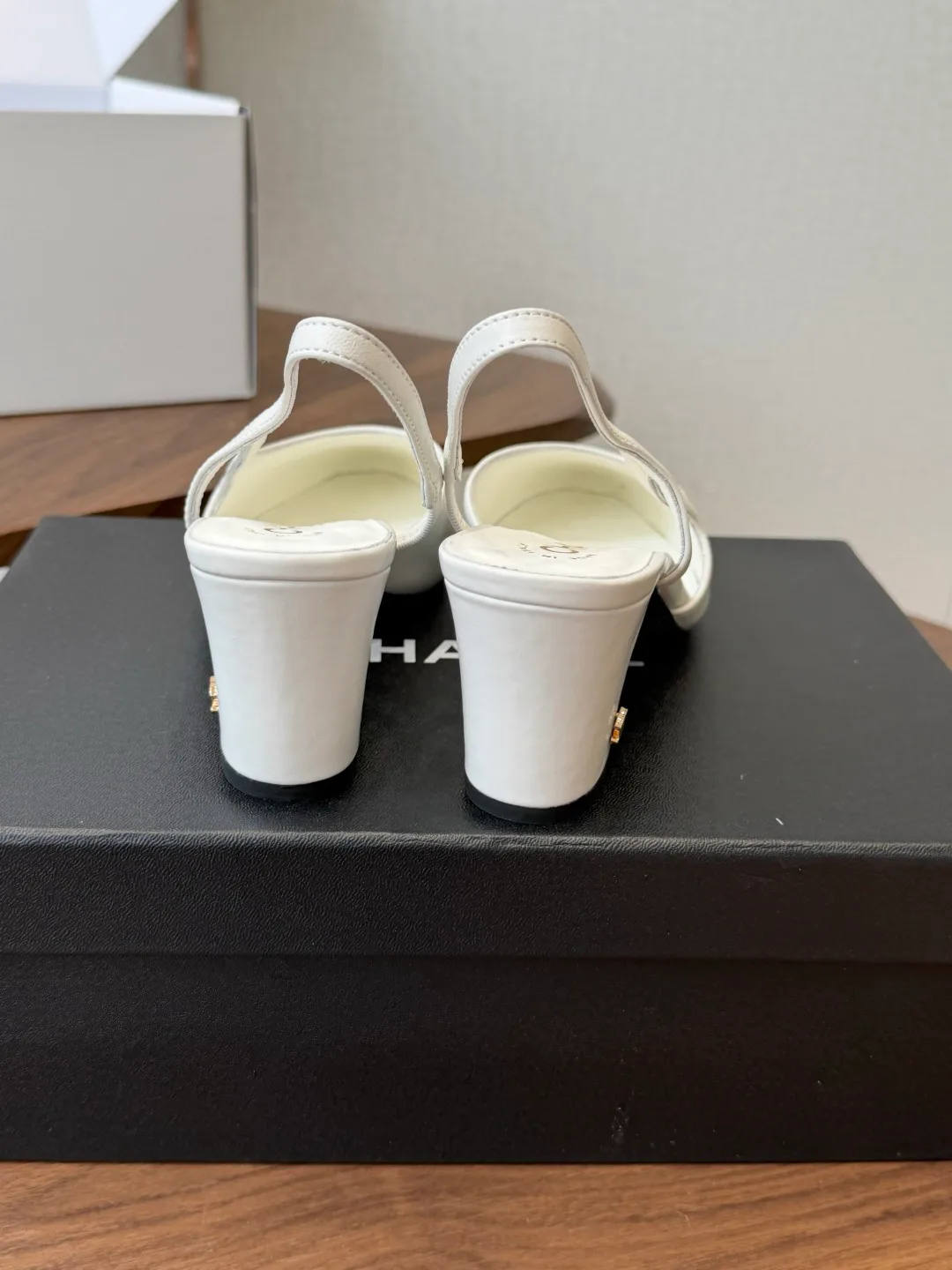 Women's Open-Toe Sandals CHANEL 17364681