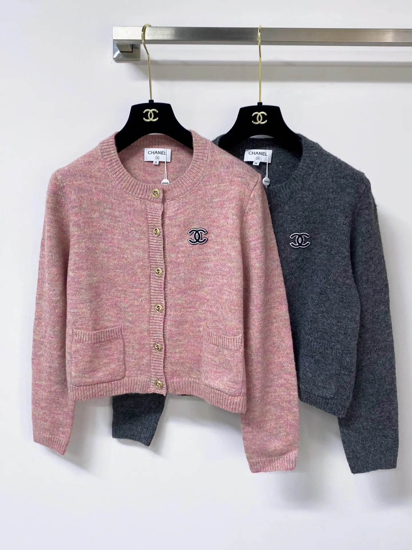 Women's Jumpers And Sweaters CHANEL 18150691
