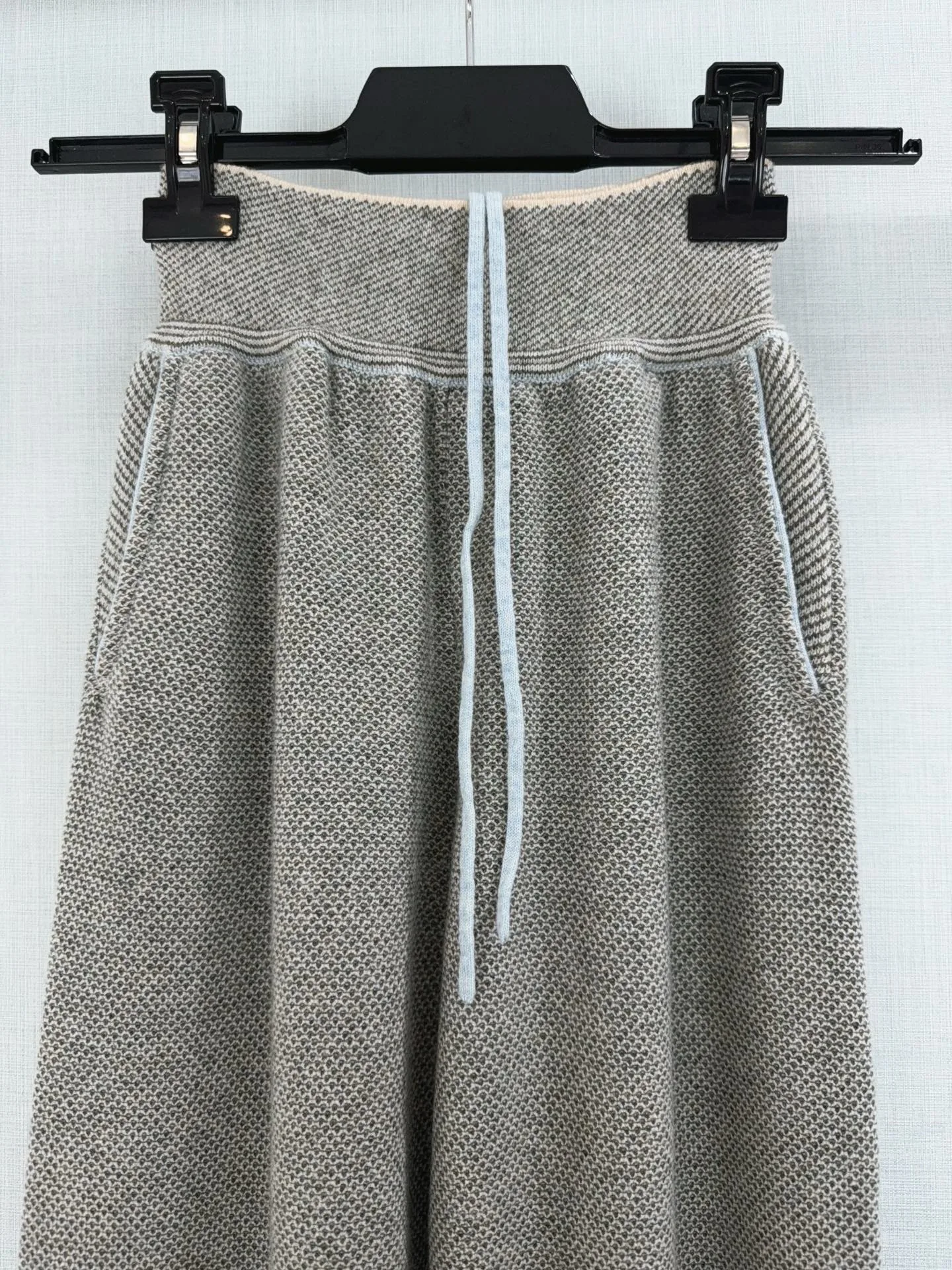Women's Trousers LORO PIANA 17895962