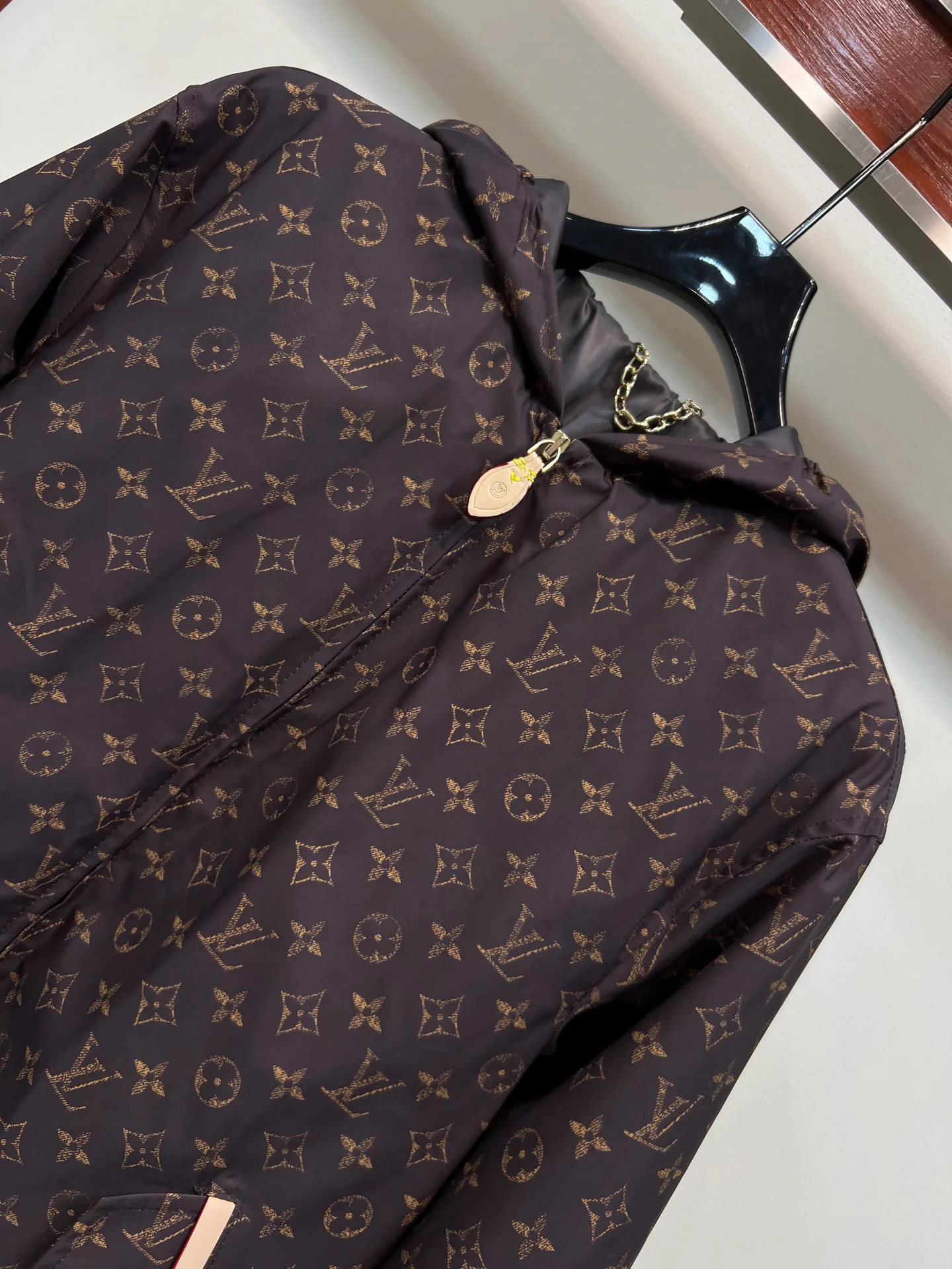 Women's Jackets And Down Jackets LOUIS VUITTON 18408133