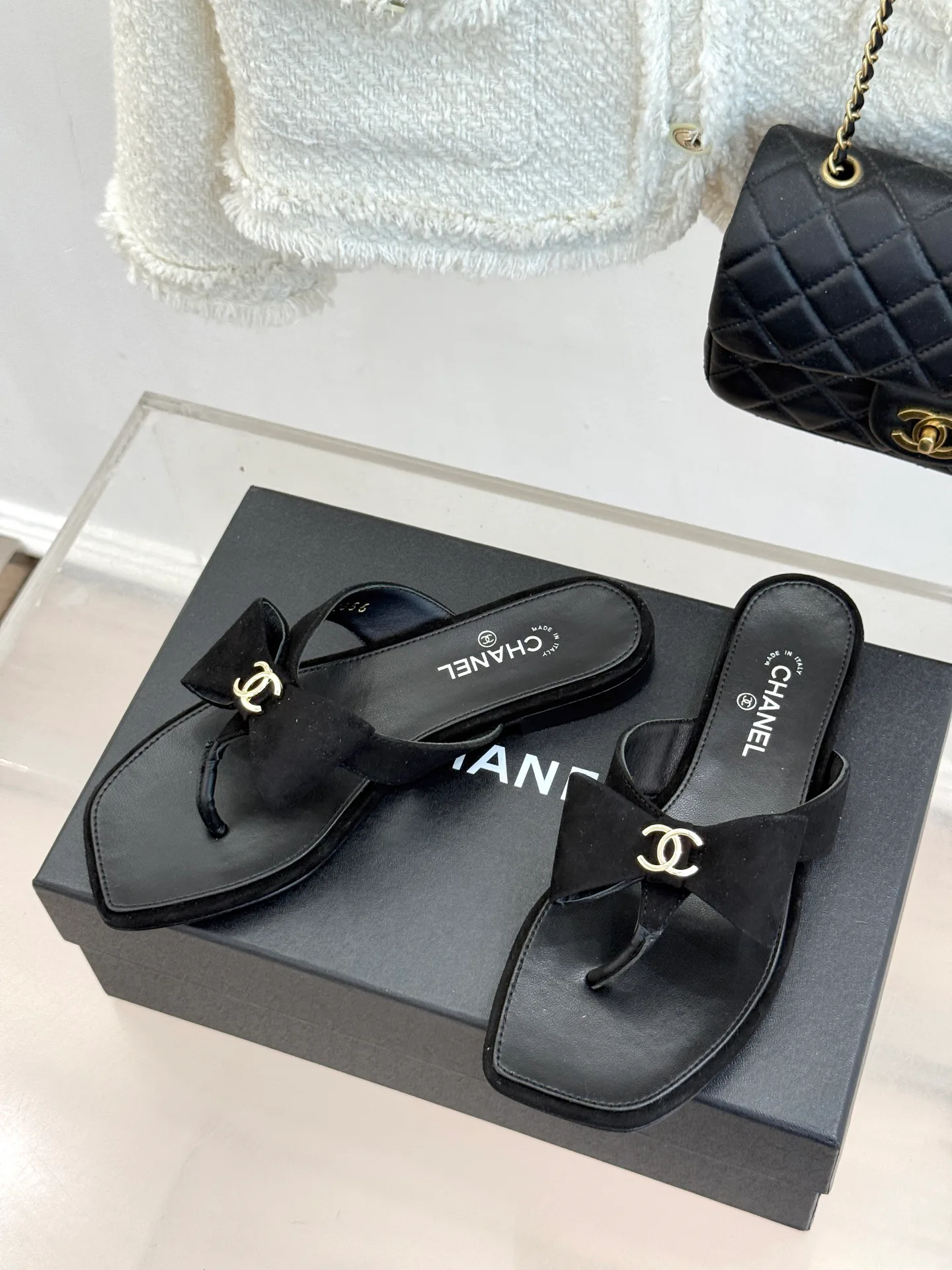 Women's Flip-Flops CHANEL 16965743