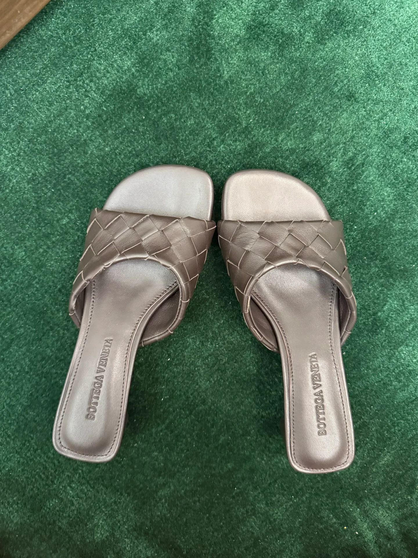 Women's Mules And Clogs BOTTEGA VENETA 17386135