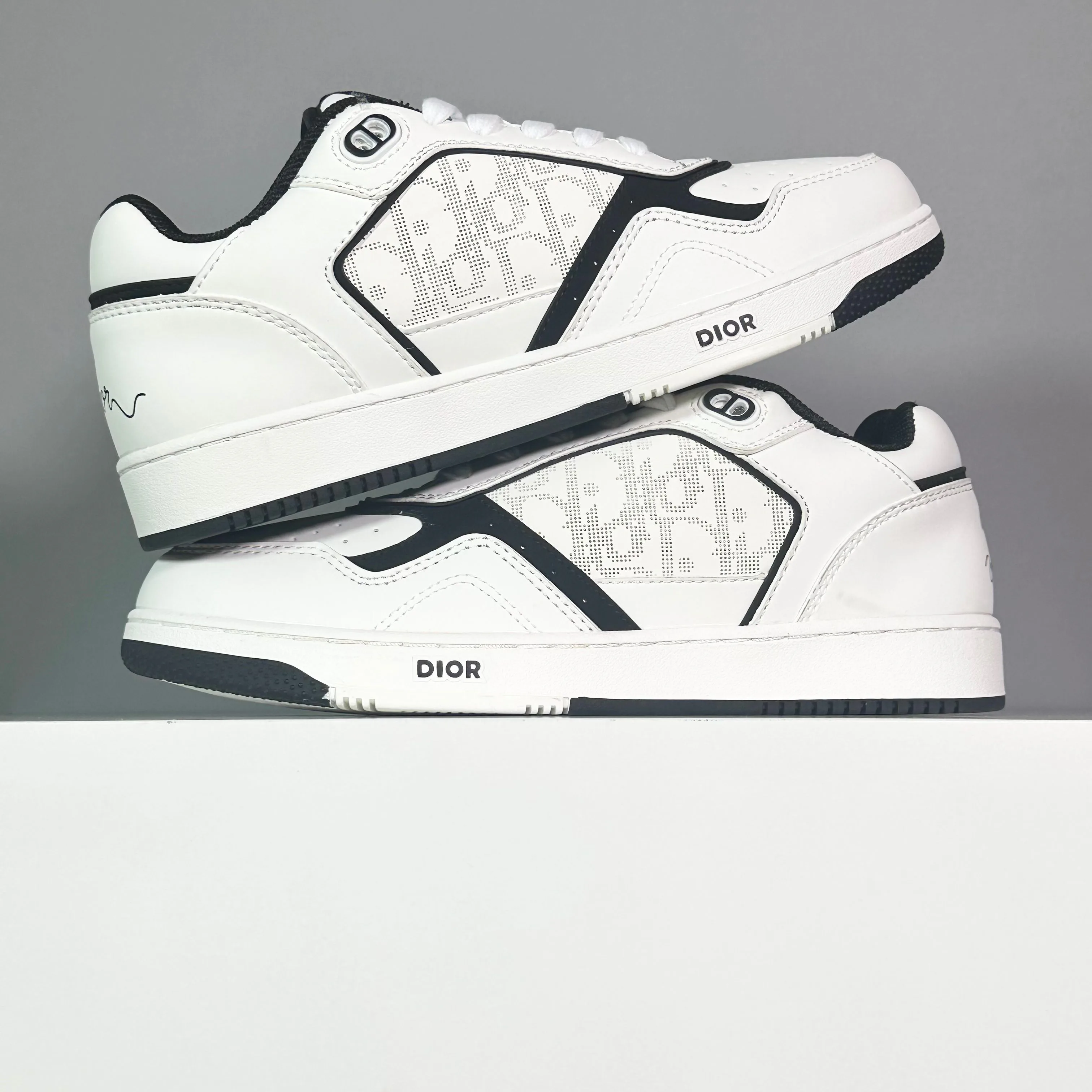 Men's Sneakers CHRISTIAN DIOR 17808391