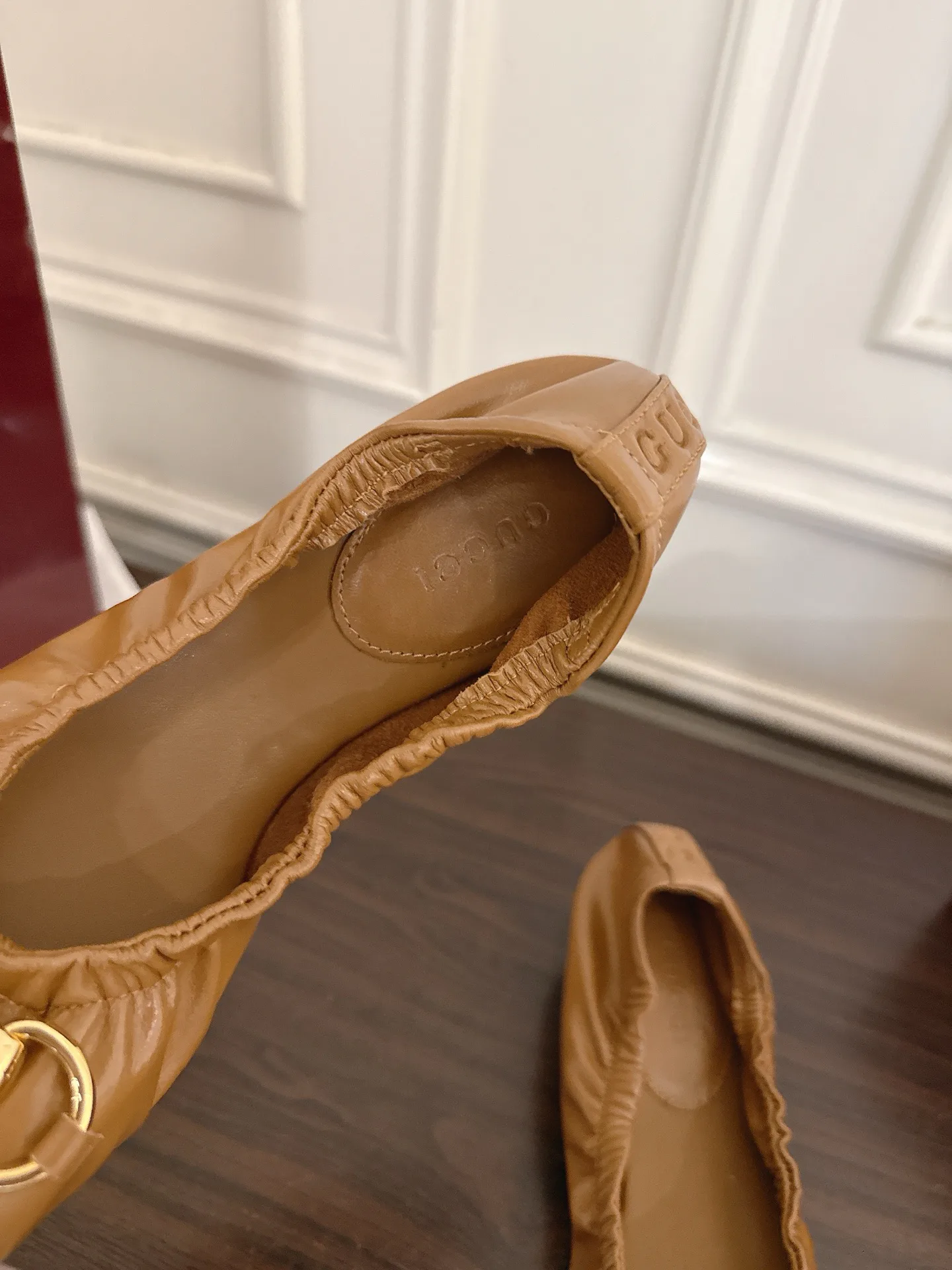 Women's Ballet Flats GUCCI 17801553