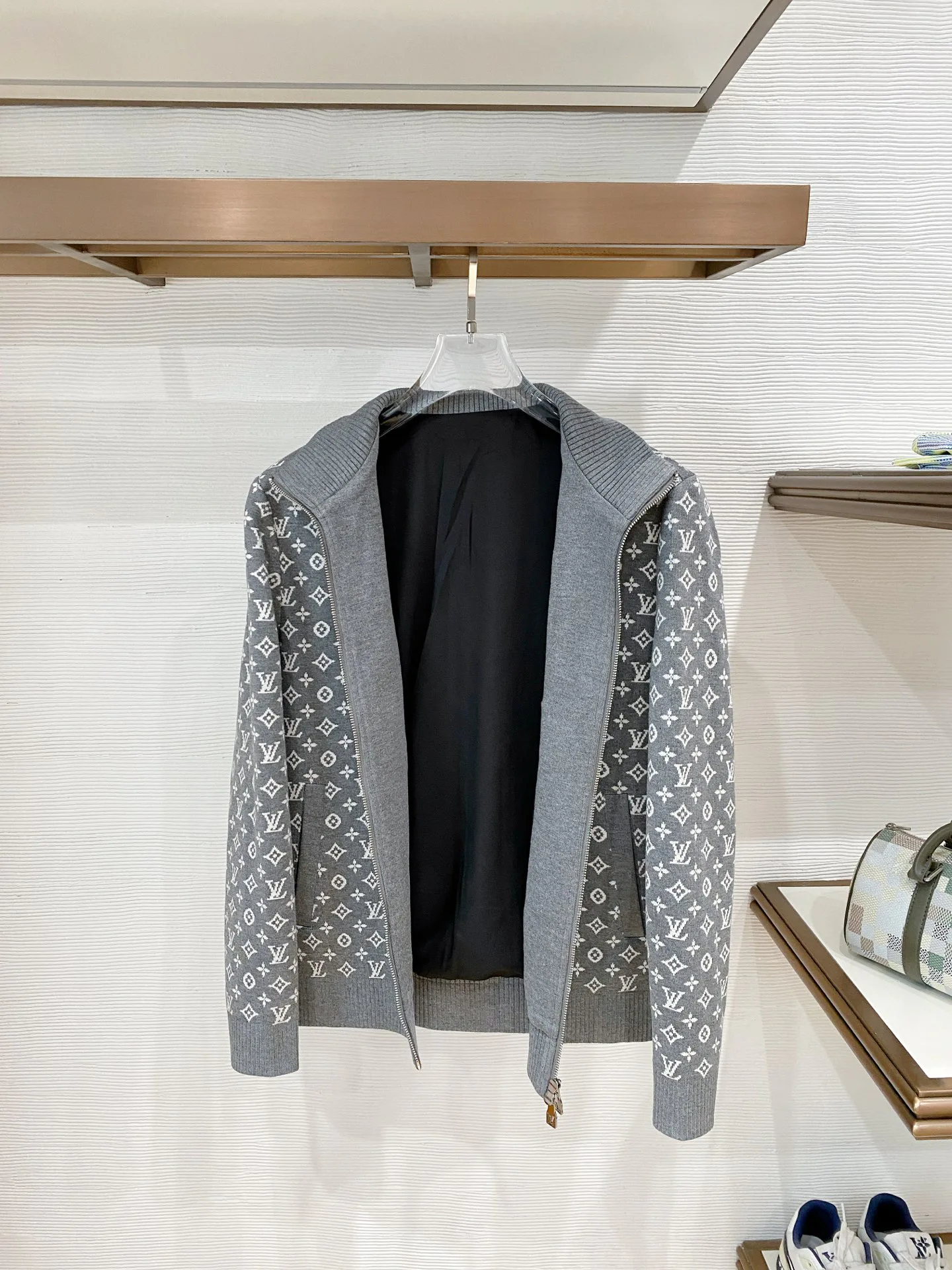 Men's Jackets And Down Jackets LOUIS VUITTON 17993483