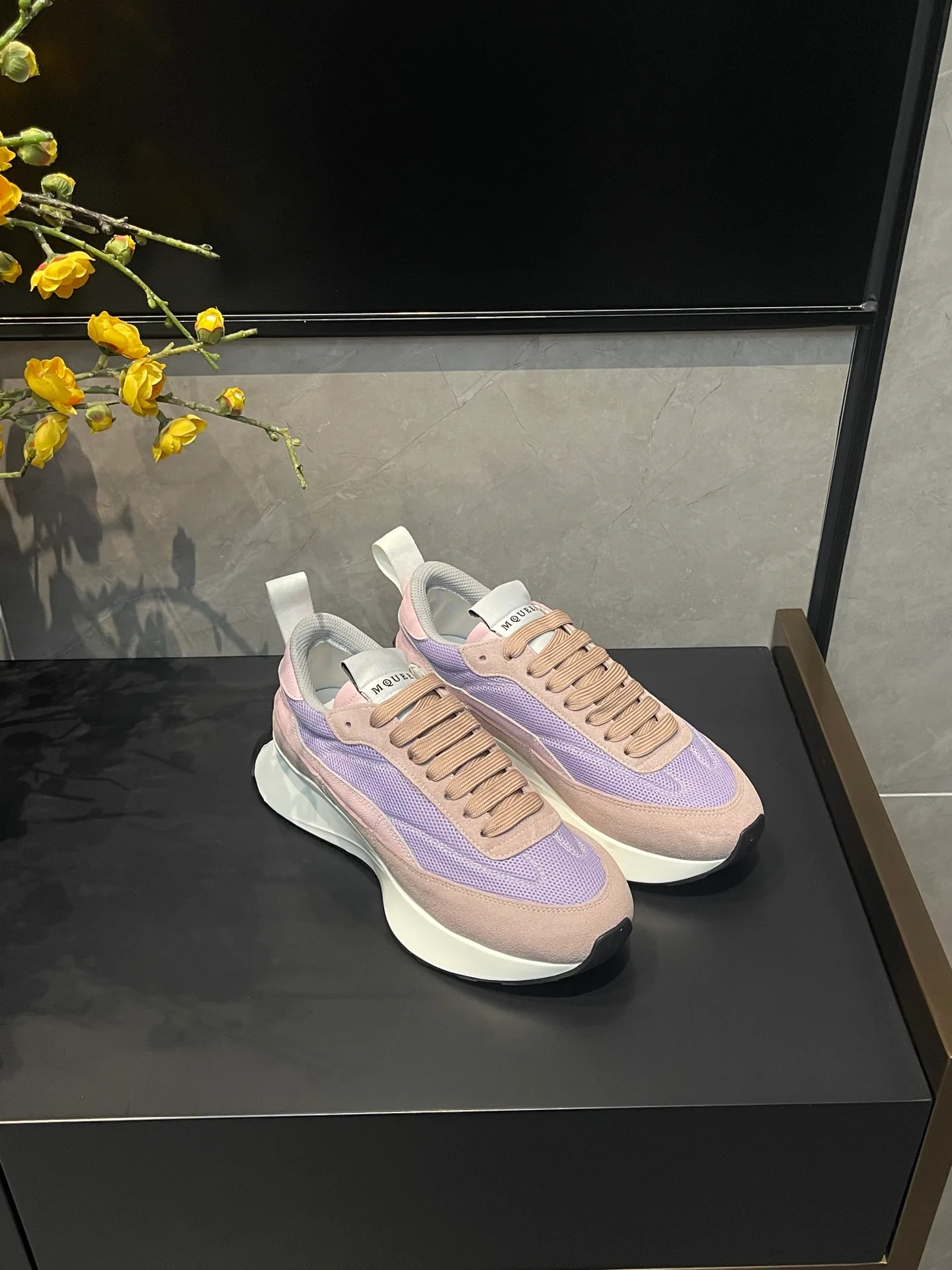 Women's Sneakers ALEXANDER MCQUEEN 18465078