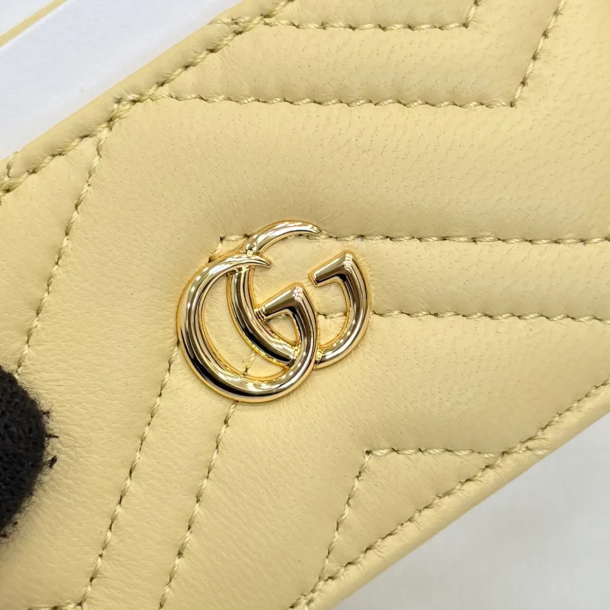 Women's Clutches GUCCI 17948239
