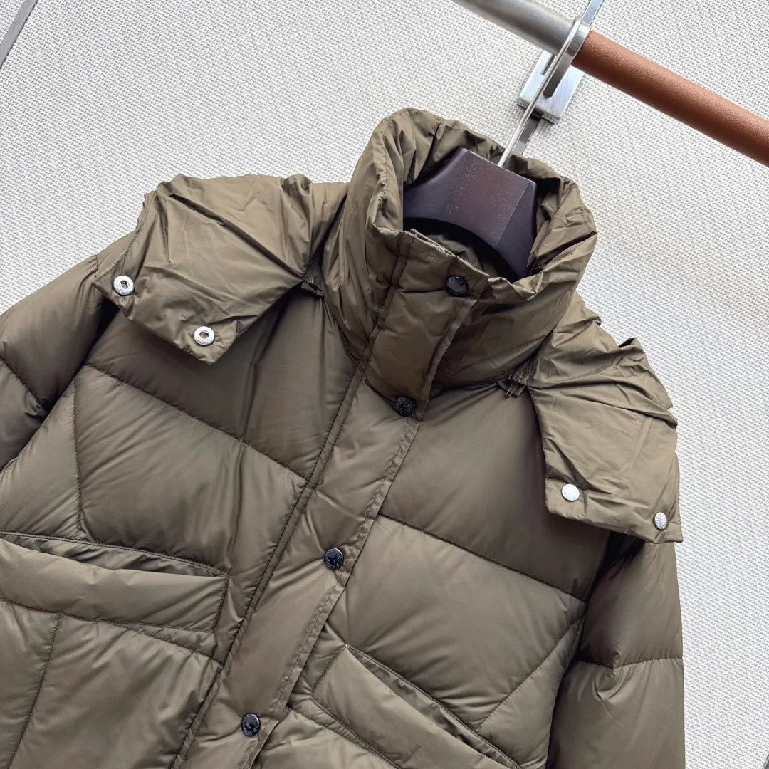 Women's Jackets And Down Jackets PRADA 18401605