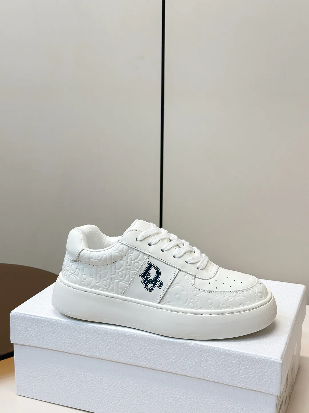 Women's Sneakers CHRISTIAN DIOR 18080415
