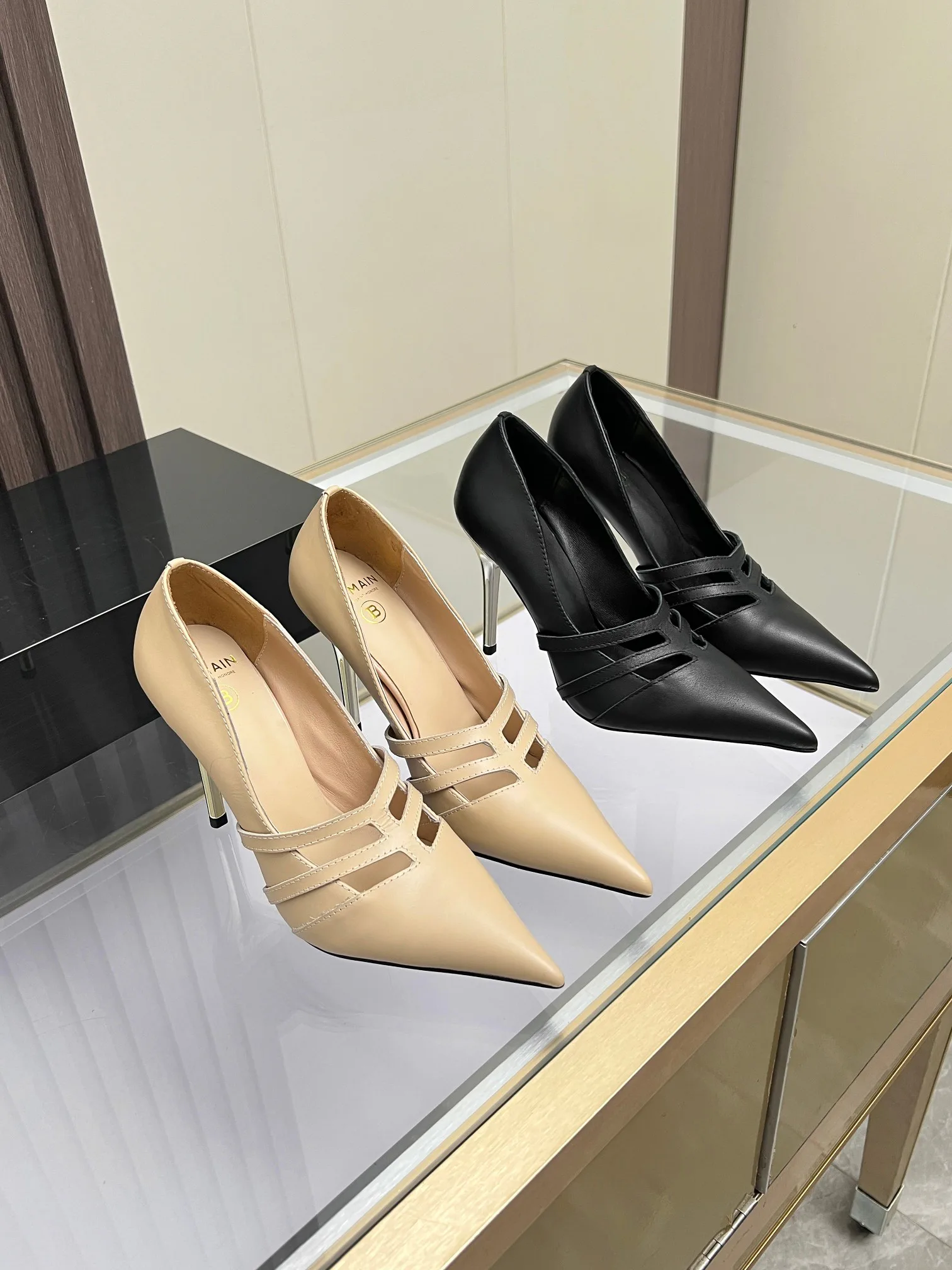 Women's Heels BALMAIN 17911049