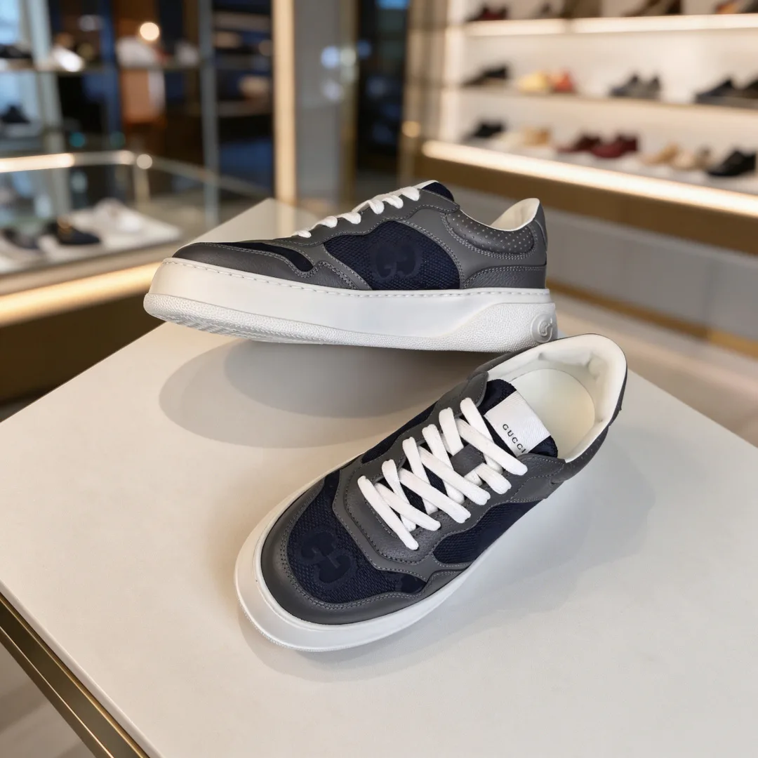 Men's Sneakers GUCCI 19561271