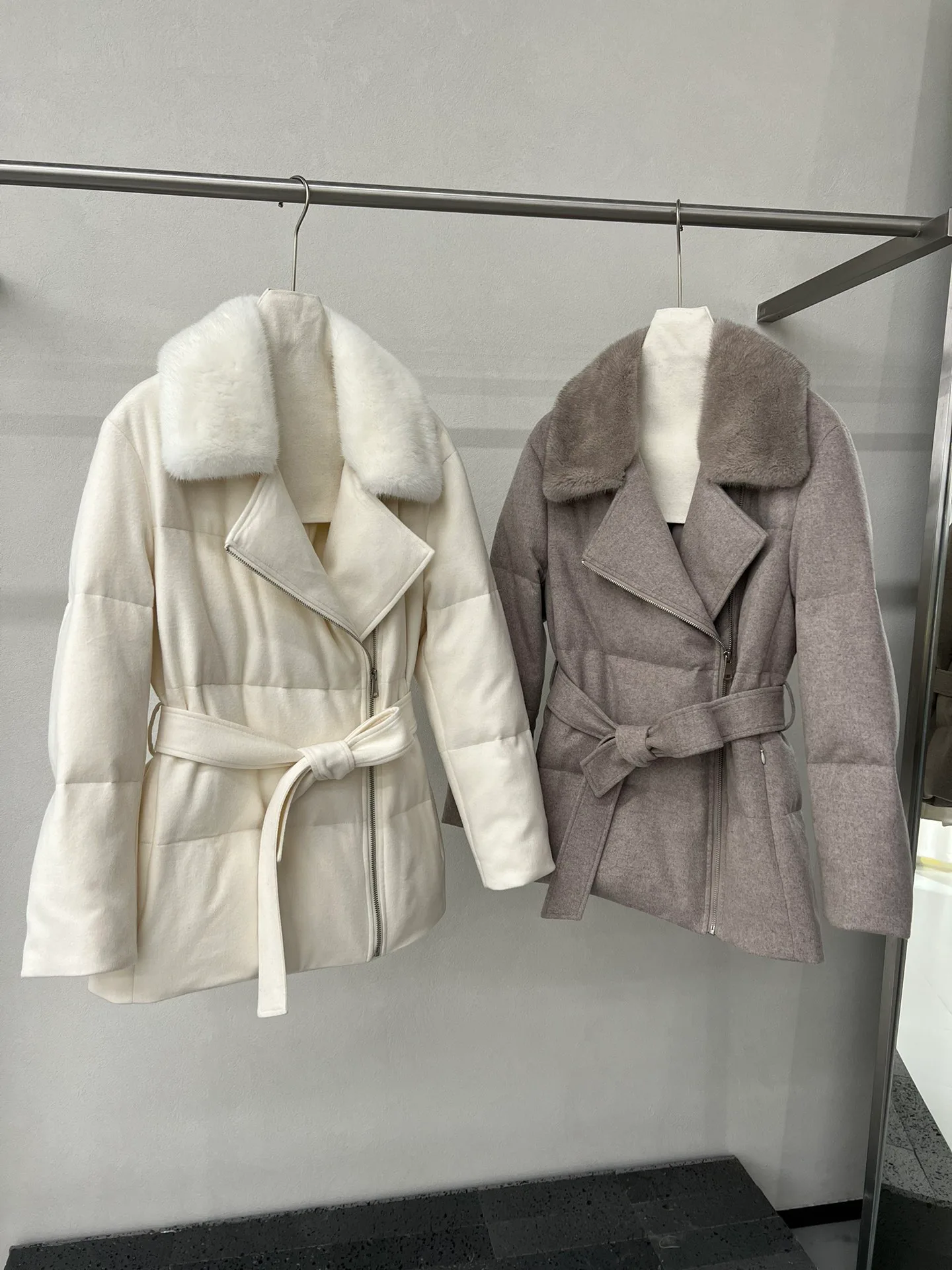 Women's Jackets And Down Jackets LORO PIANA 18106311