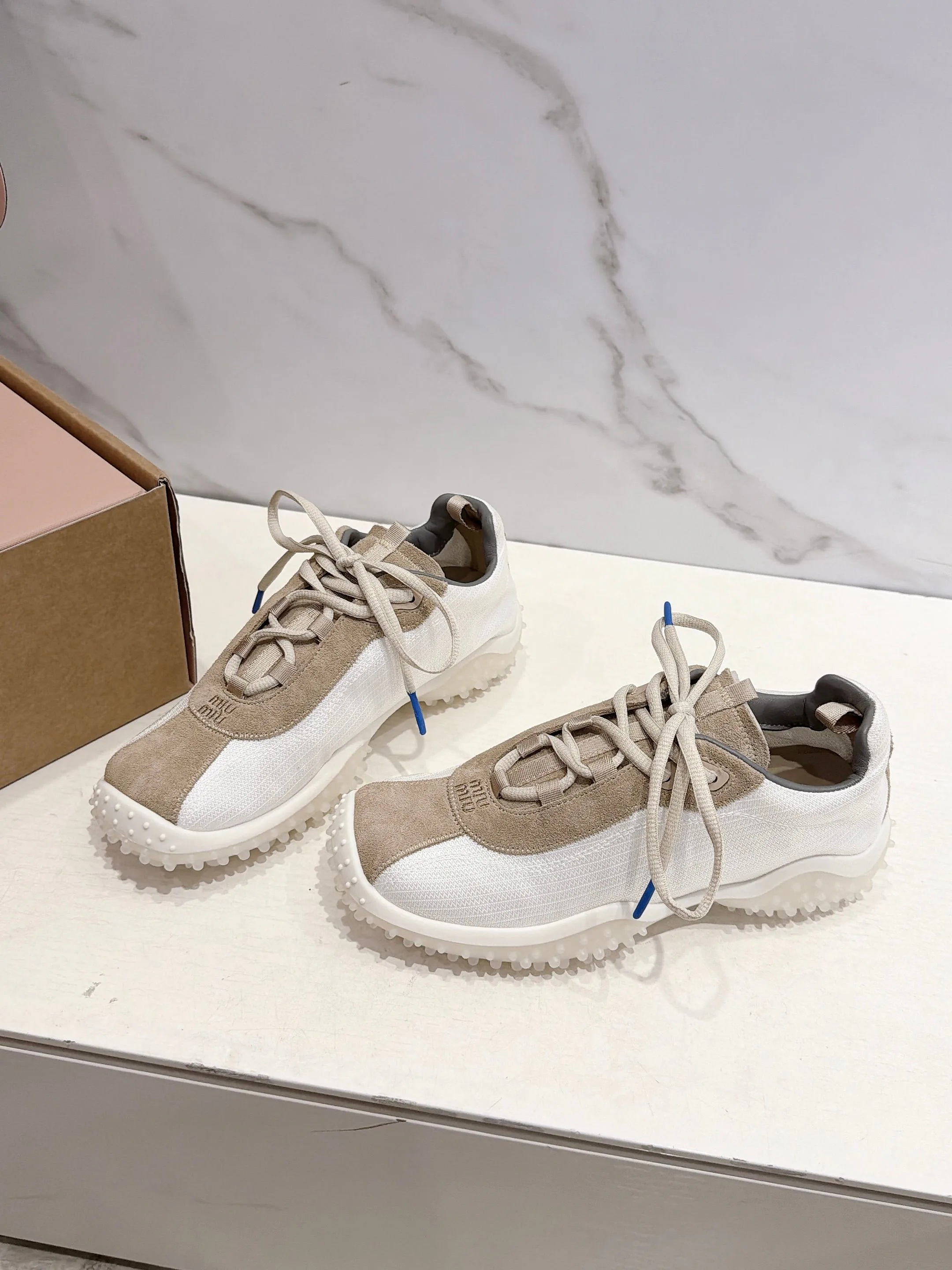 Women's Sneakers MIU MIU 17524726
