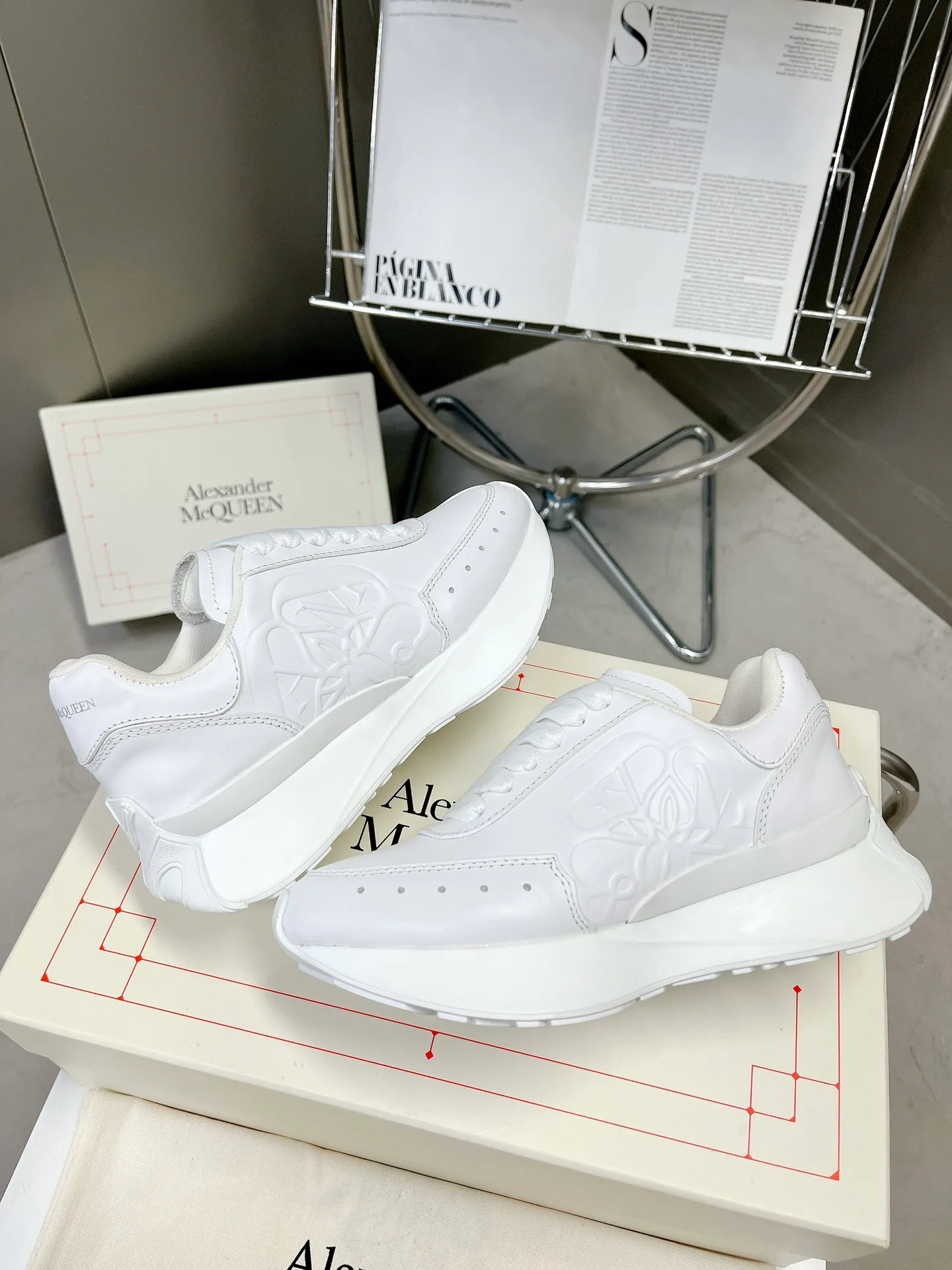 Women's Sneakers ALEXANDER MCQUEEN 18011215