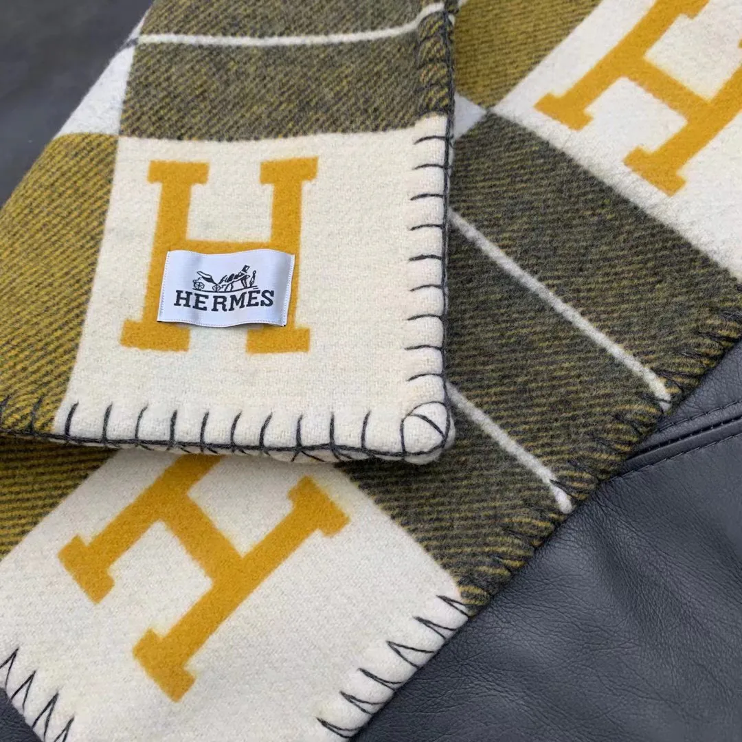 Textiles HERMES 18222641