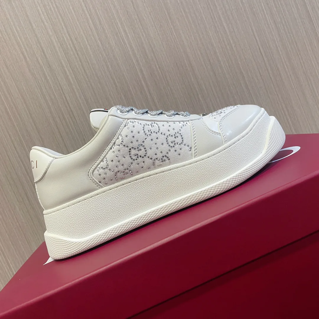 Women's Sneakers GUCCI 18011363