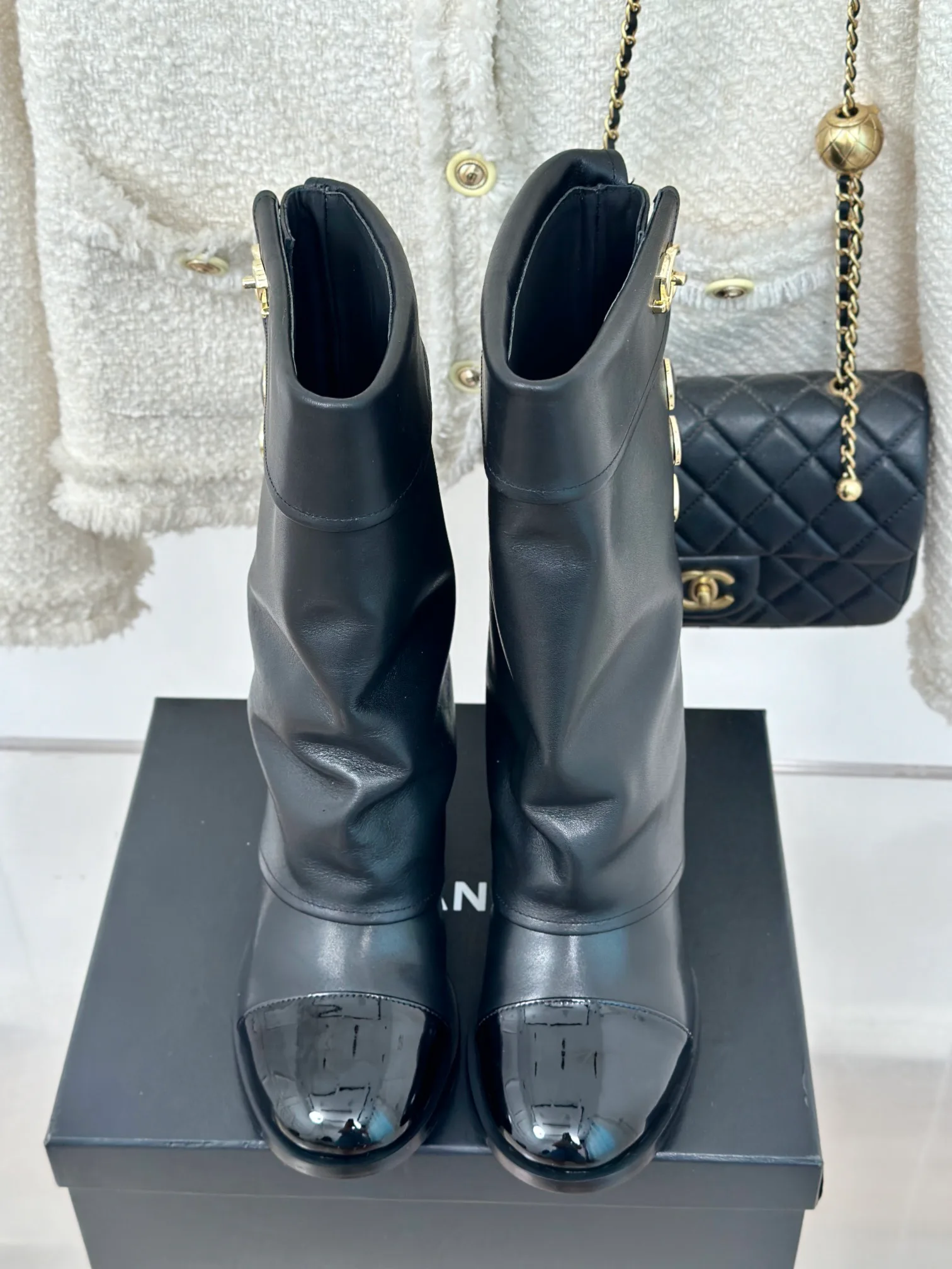 Women's Boots CHANEL 18154390