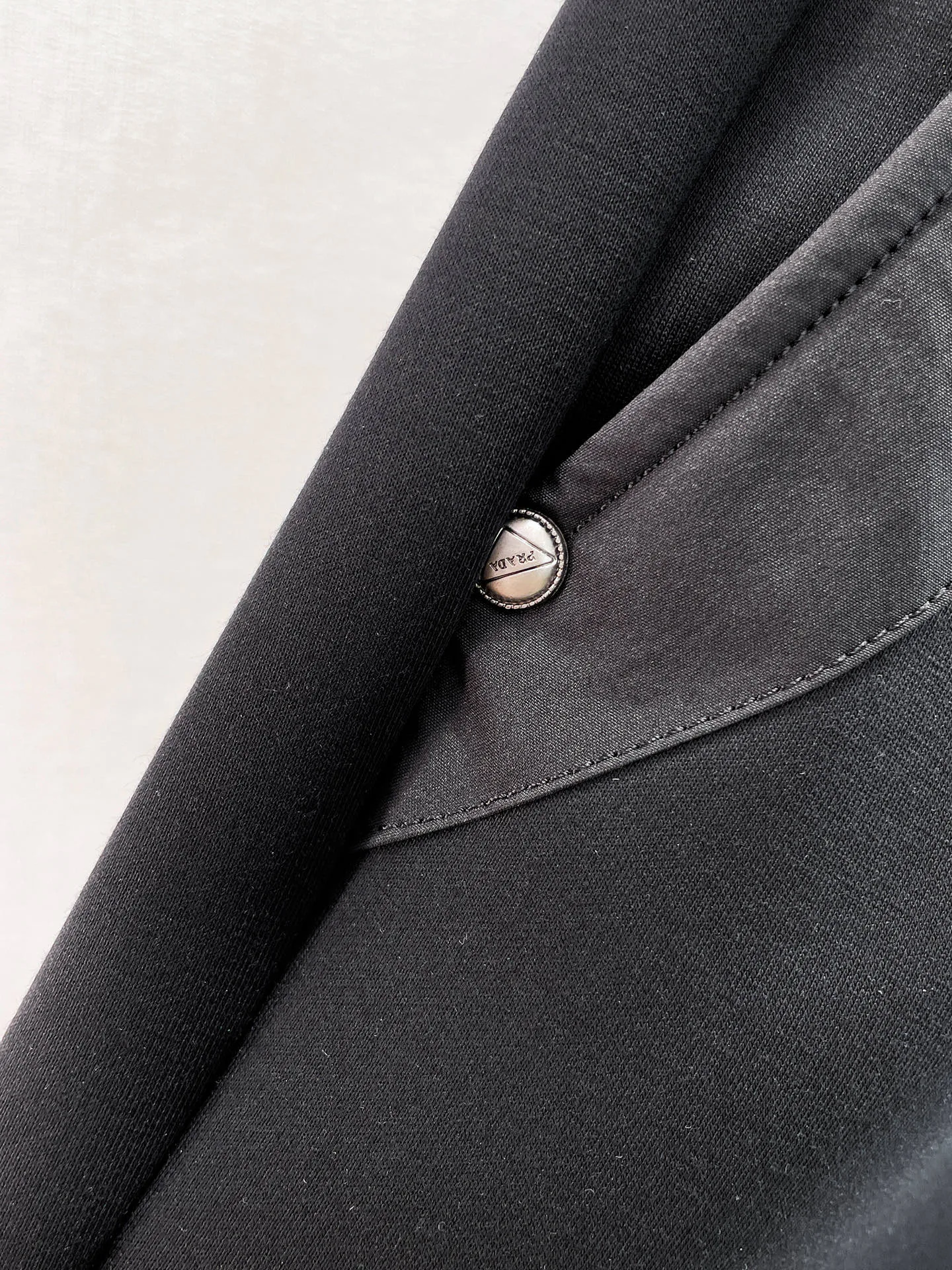 Men's Trousers PRADA 18499604