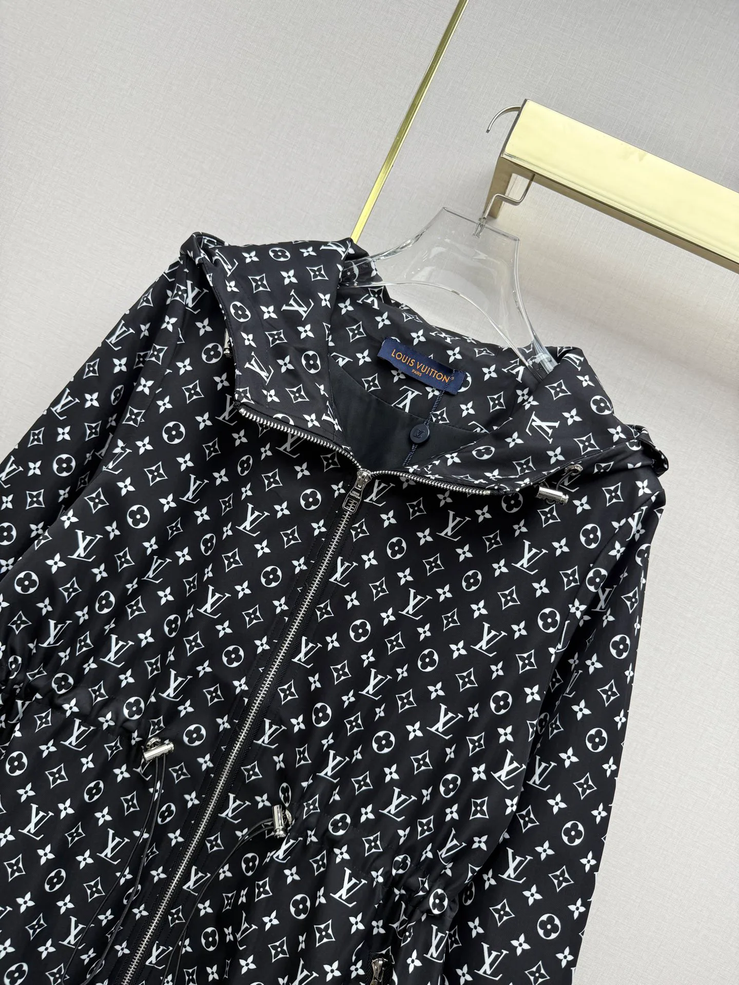Women's Jackets And Down Jackets LOUIS VUITTON 18451105