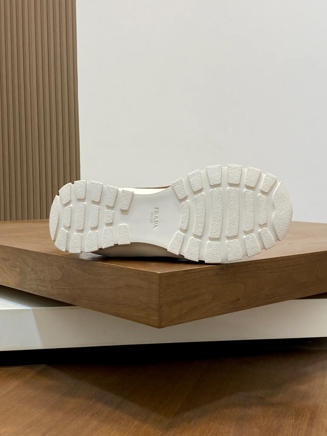 Men's Sneakers PRADA 18274629