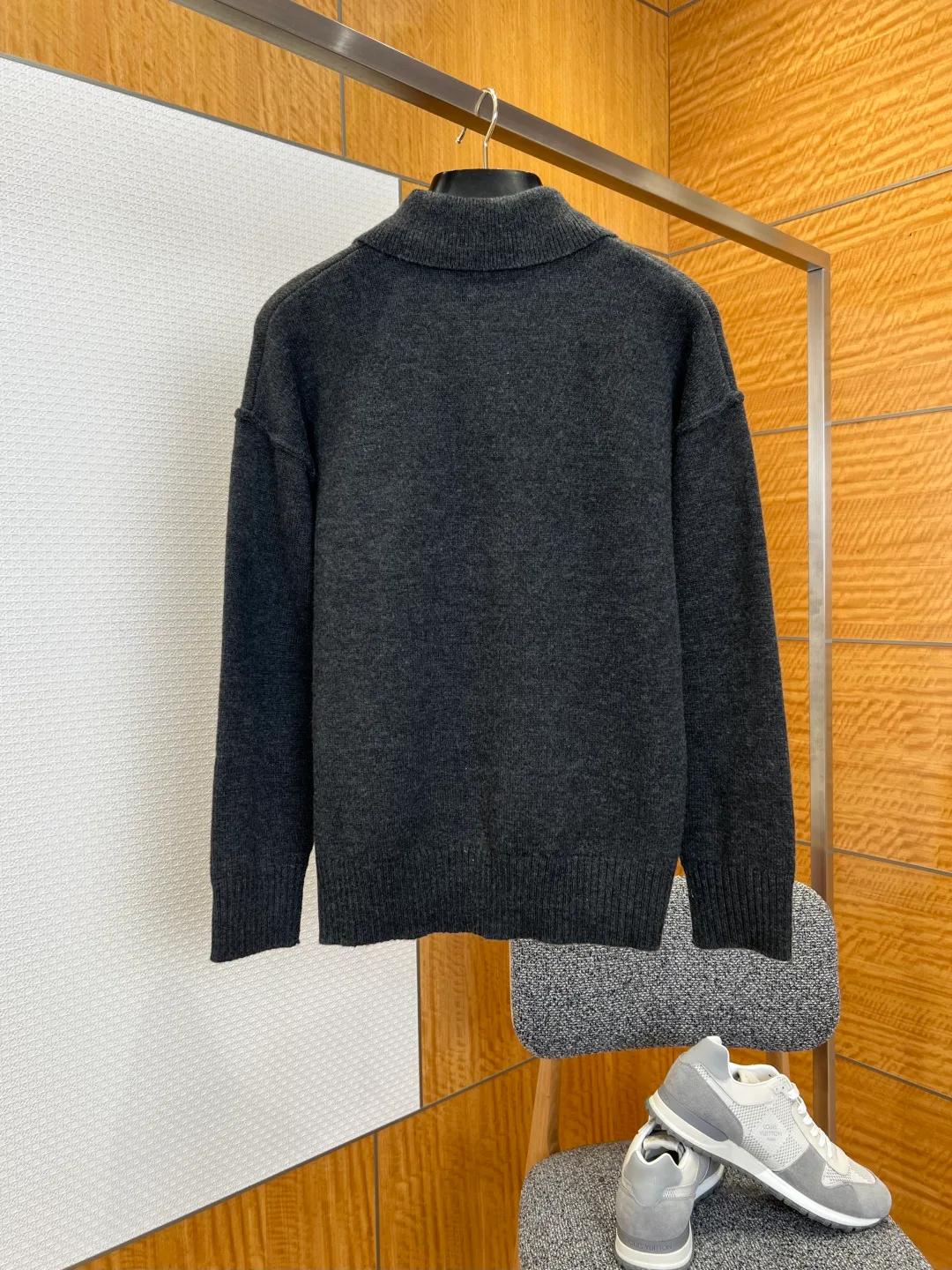 Men's Jumpers And Sweaters AMI PARIS 17364896