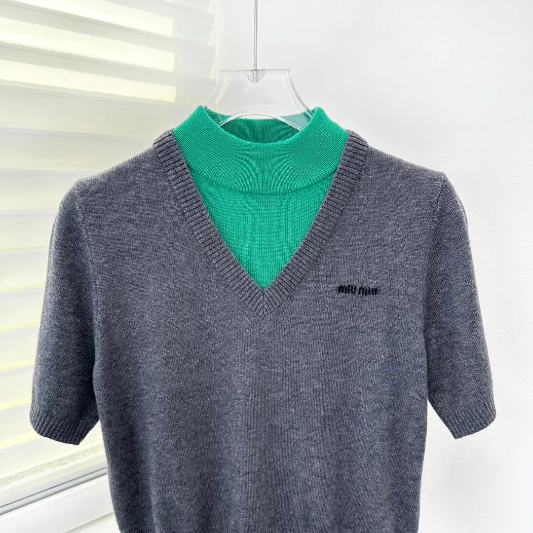 Women's Jumpers And Sweaters MIU MIU 18030984