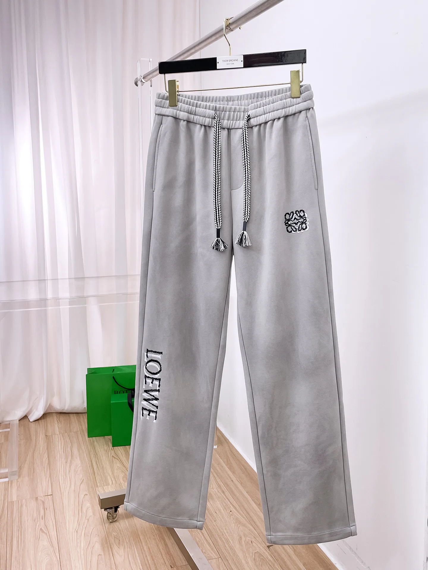 Men's Trousers LOEWE 18399401