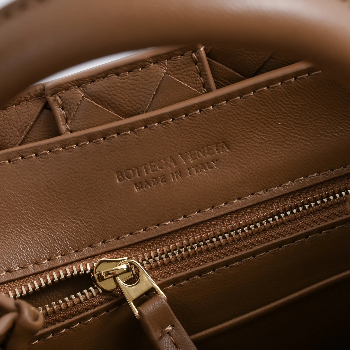 Классические Сумки Женские Bottega Veneta 18566085