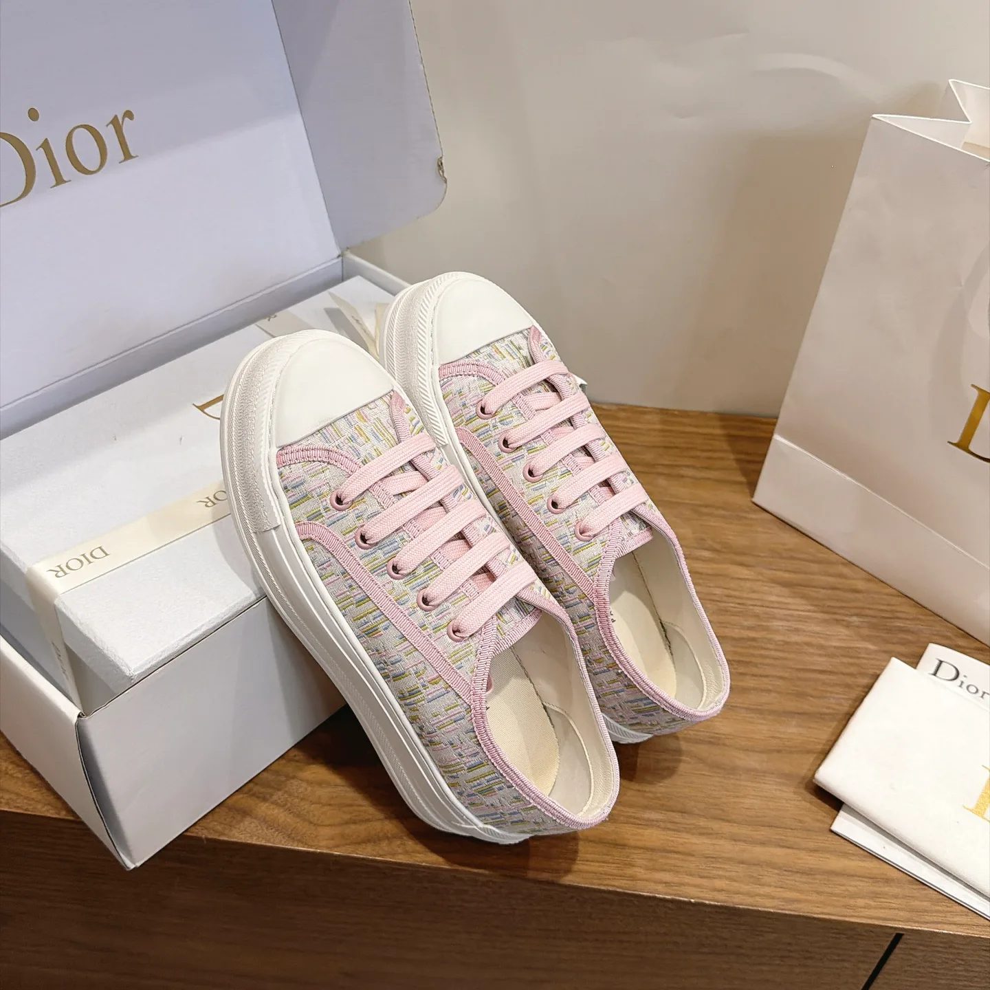 Women's Sneakers CHRISTIAN DIOR 18034456