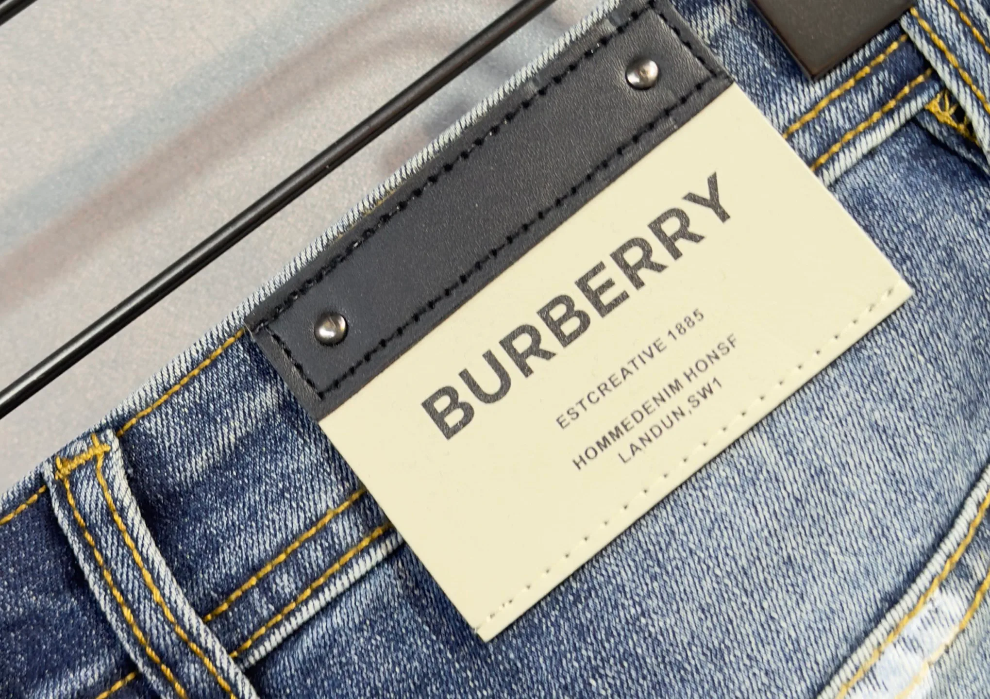Men's Jeans BURBERRY 18098396