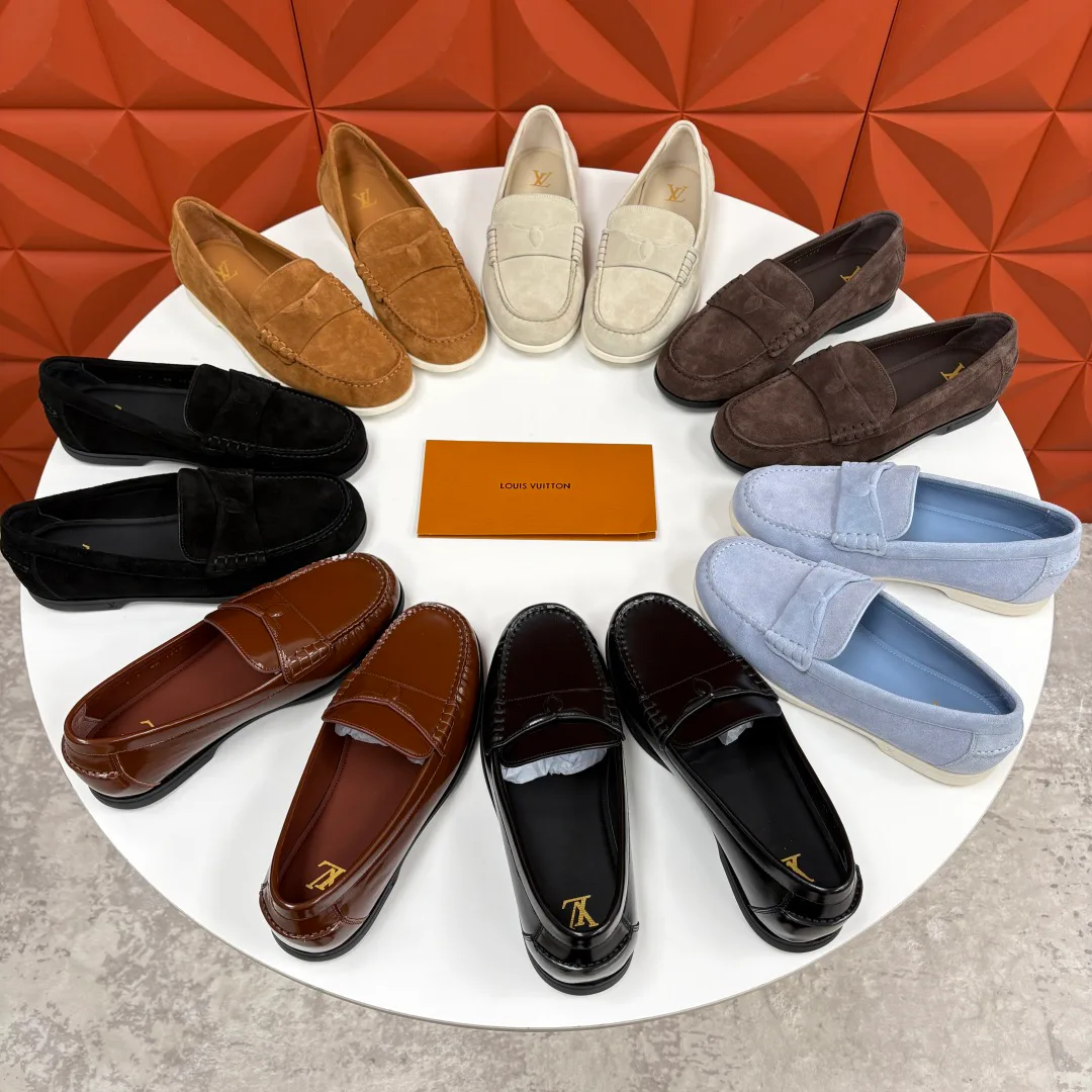 Men's Loafers And Dress Shoes LOUIS VUITTON 17715944