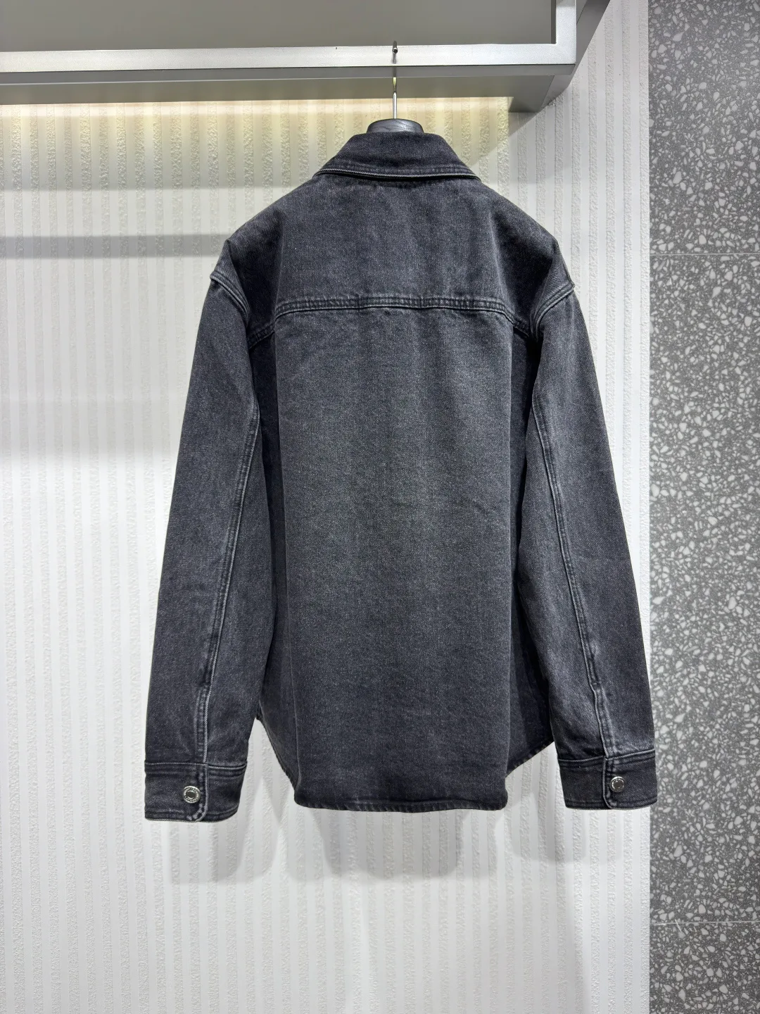 Men's Jackets And Down Jackets AMI PARIS 17967155