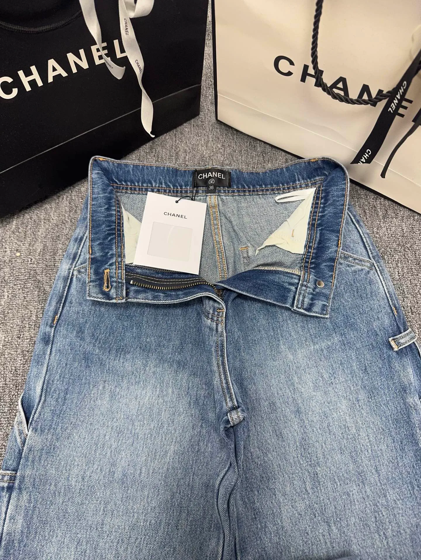 Women's Jeans CHANEL 18174509