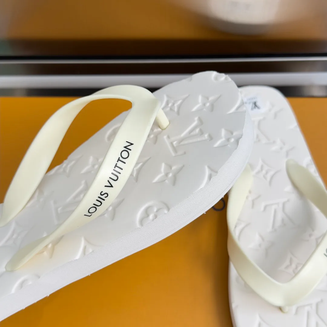 Women's Flip-Flops LOUIS VUITTON 17780711
